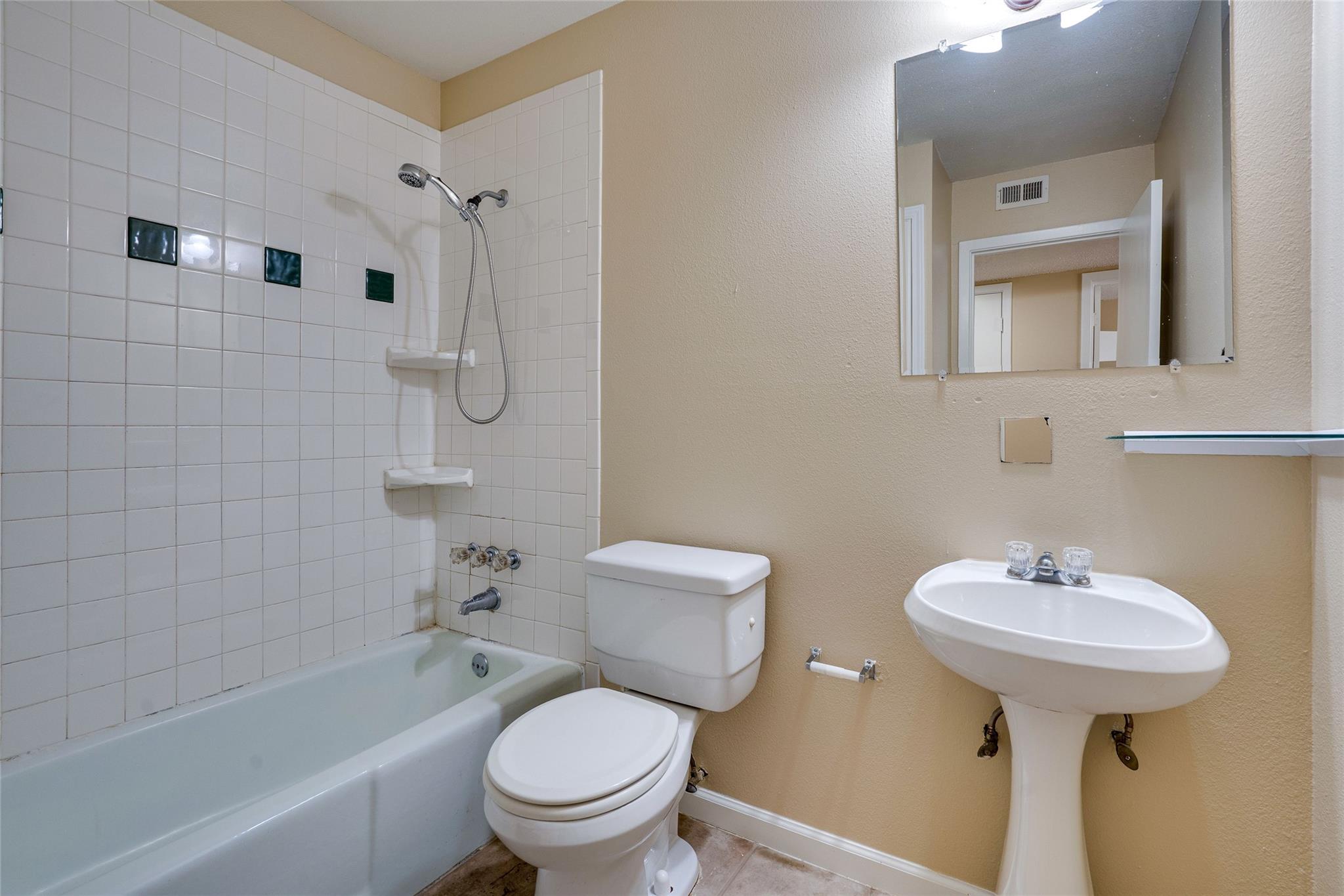 500 E Riverside Dr # 155, Austin, TX 78704
