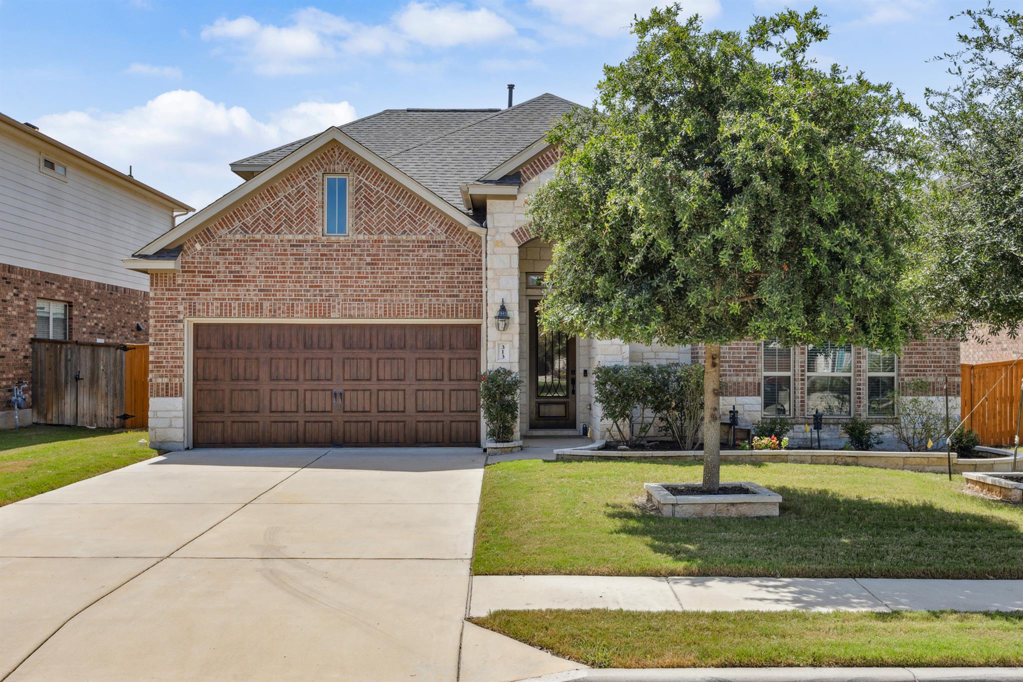 313 Cross Timbers Dr, Georgetown, TX 78628