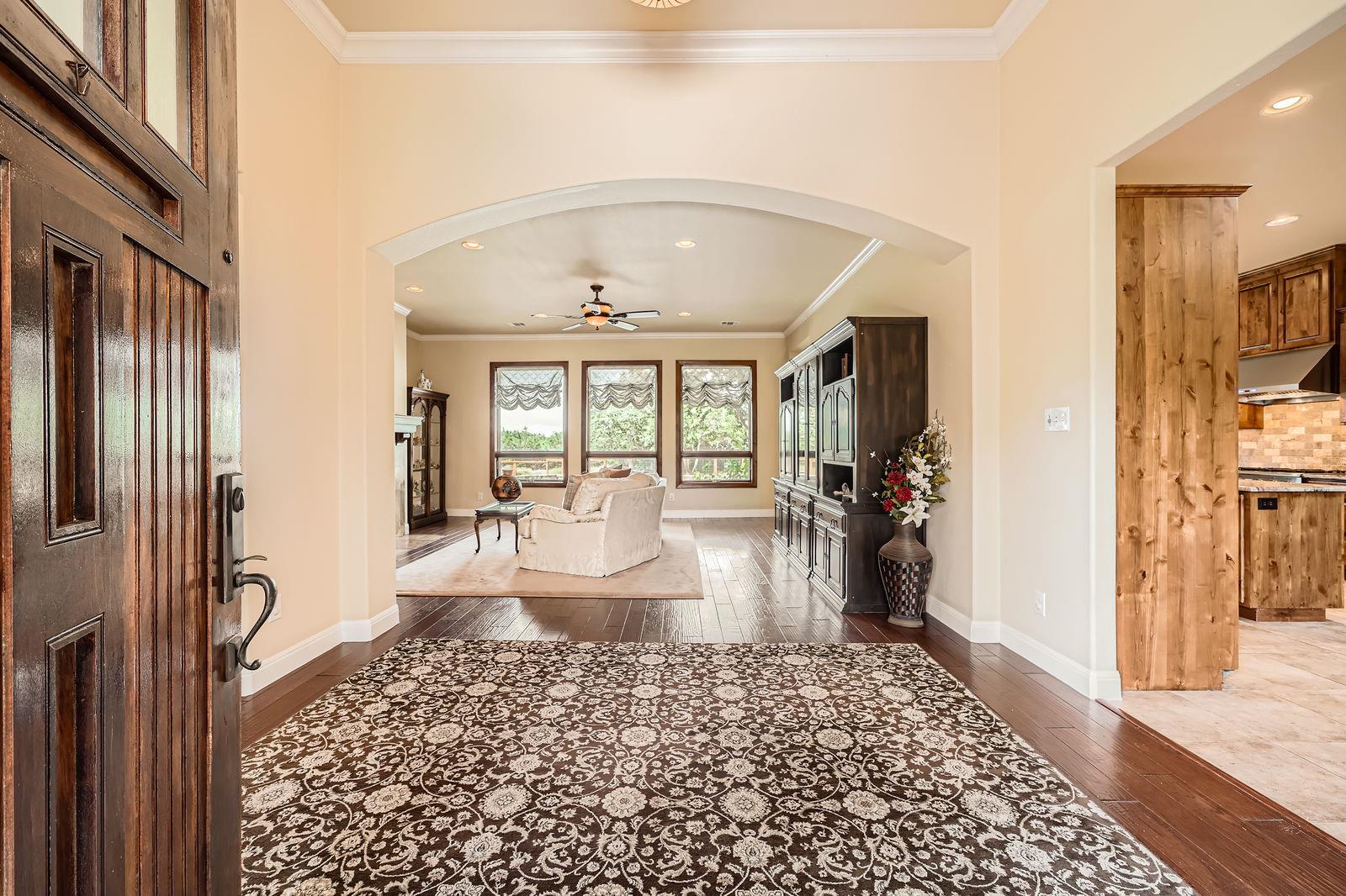 1104 Jennings Branch Rd, Georgetown, TX 78633