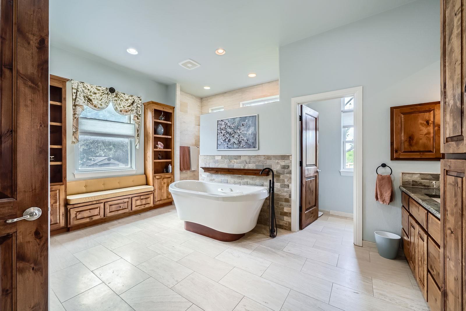 1104 Jennings Branch Rd, Georgetown, TX 78633