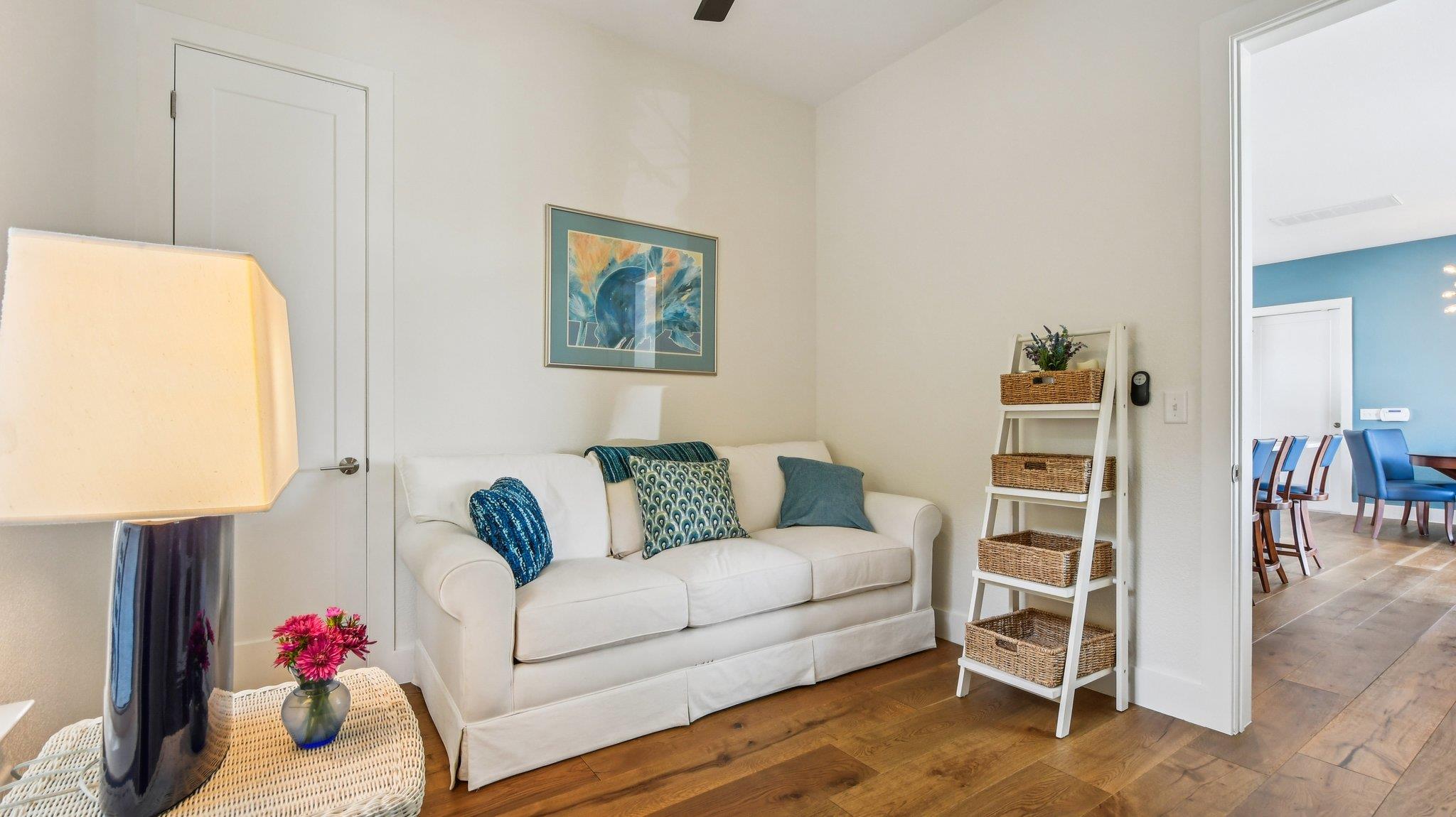 2211 New York Ave # A, Austin, TX 78702