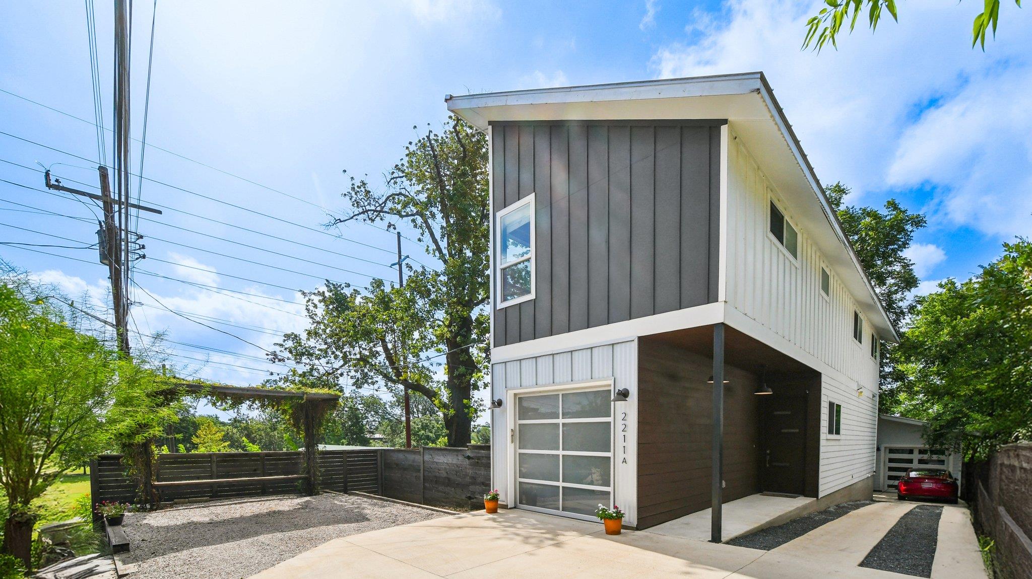 2211 New York Ave # A, Austin, TX 78702