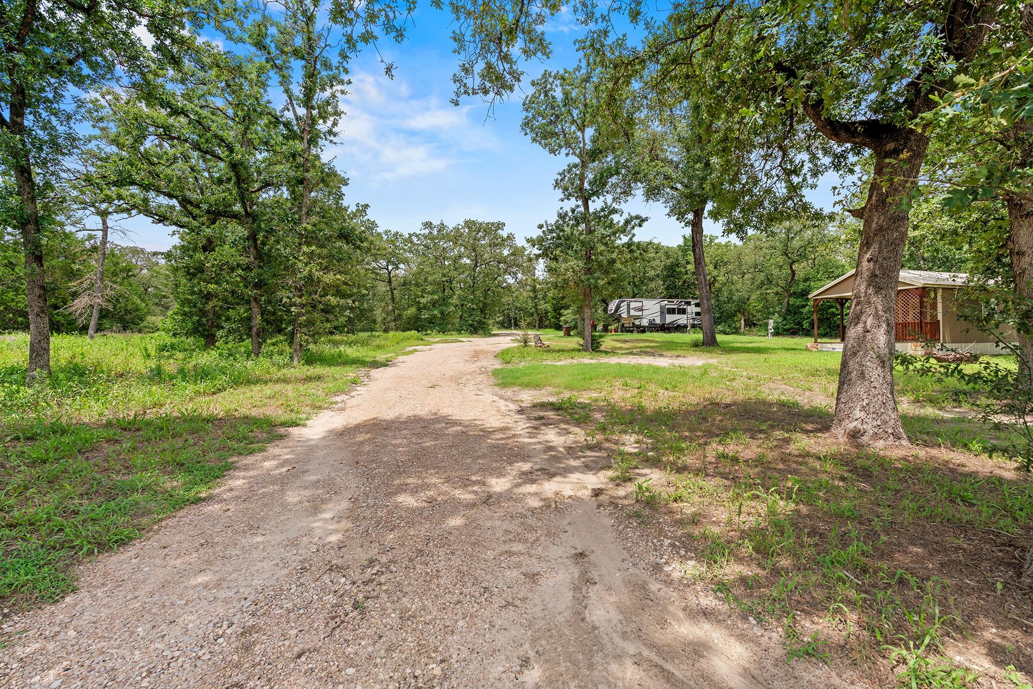 4500 County Road 448, Thorndale, TX 76577
