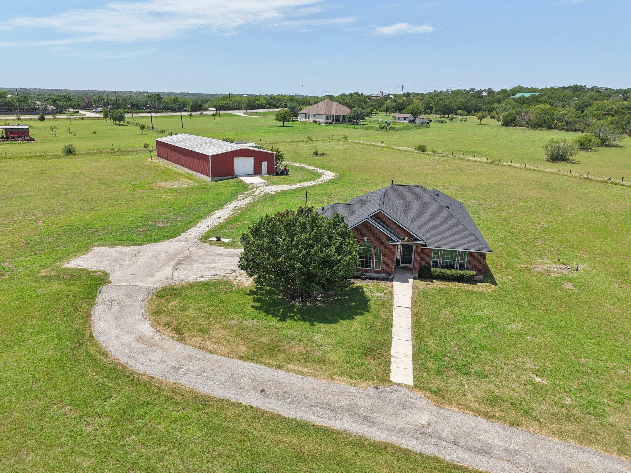401 Southern Dr, Buda, TX 78610