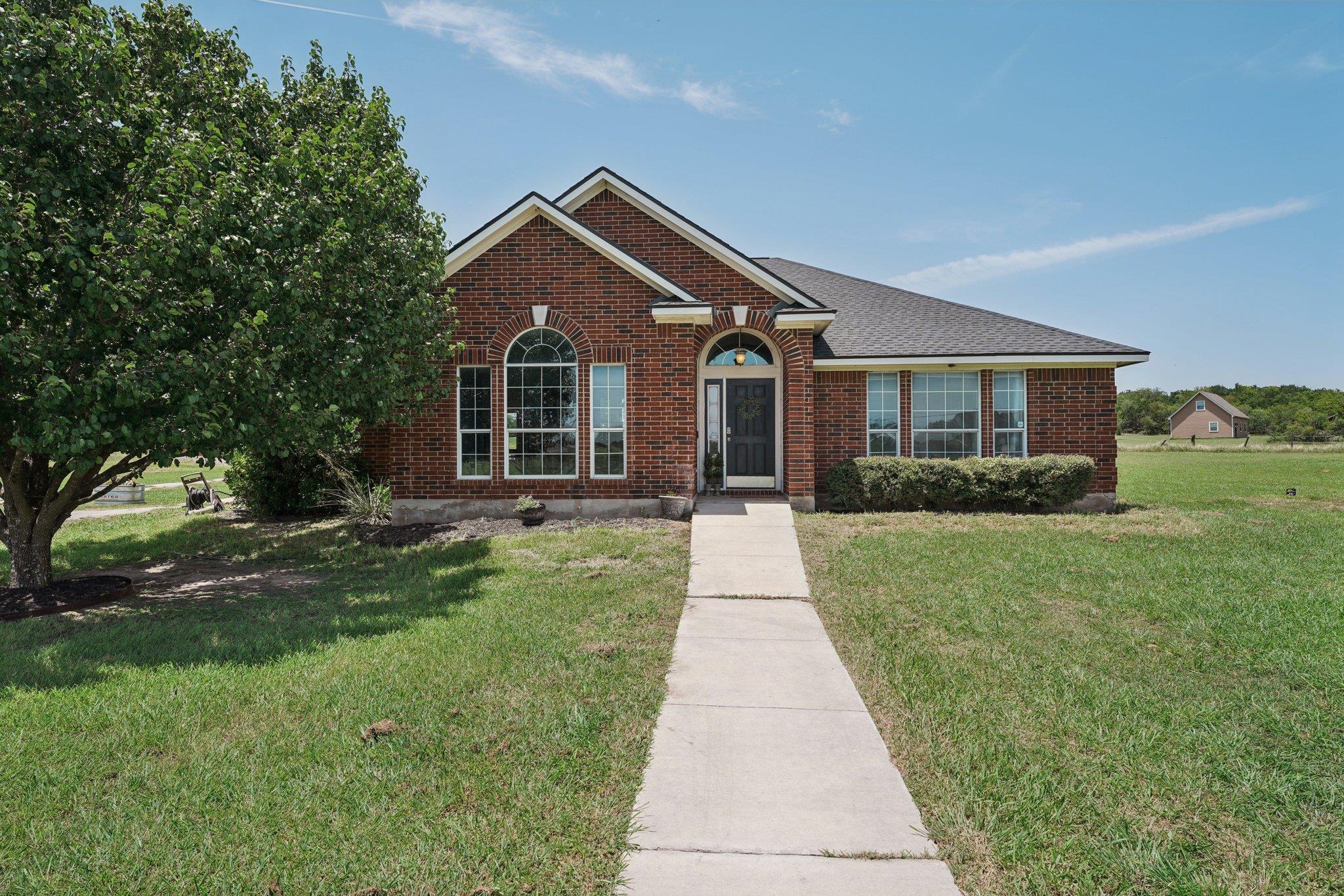 401 Southern Dr, Buda, TX 78610
