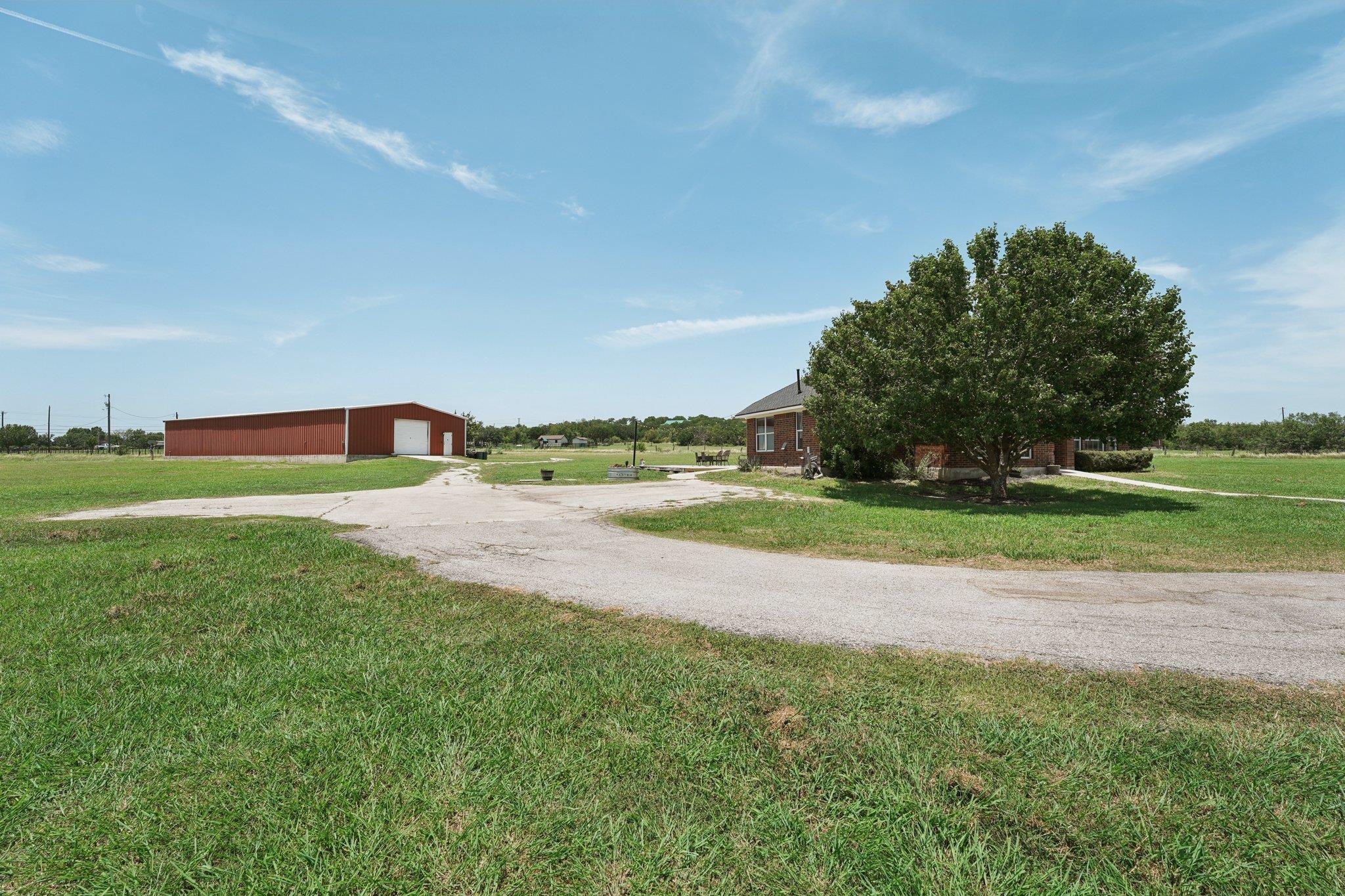 401 Southern Dr, Buda, TX 78610