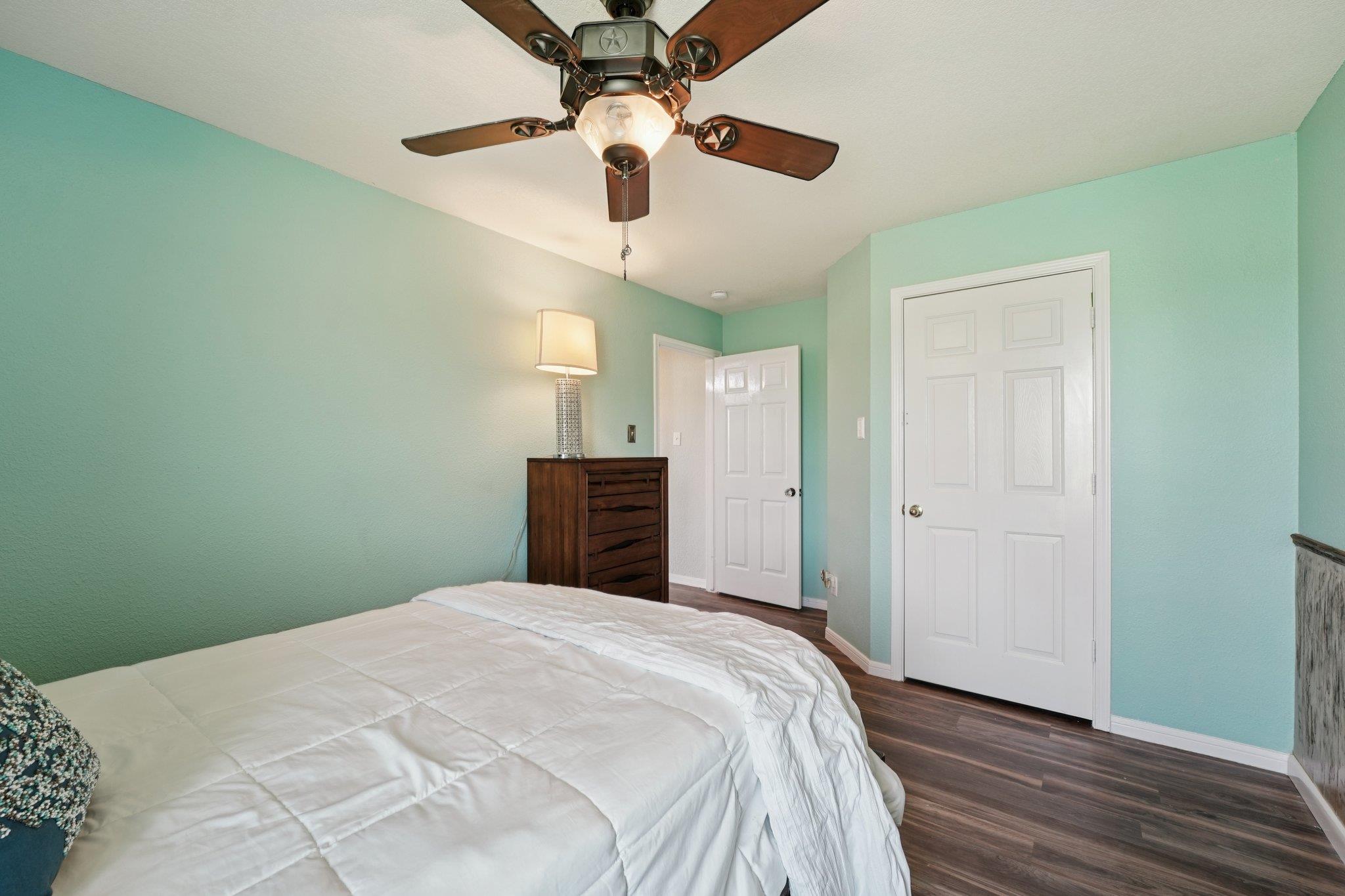 401 Southern Dr, Buda, TX 78610