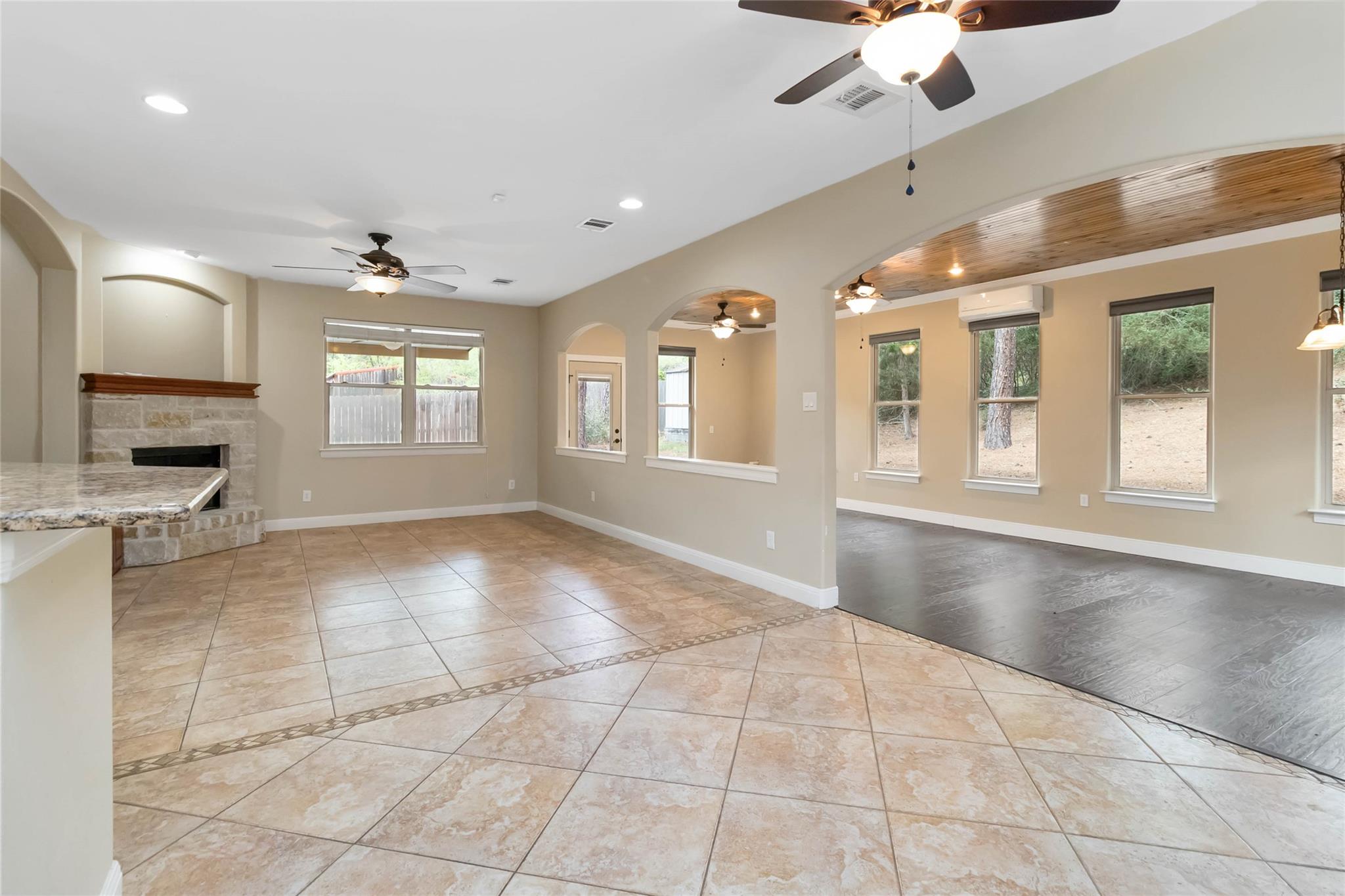142 Kaanapali Ln, Bastrop, TX 78602