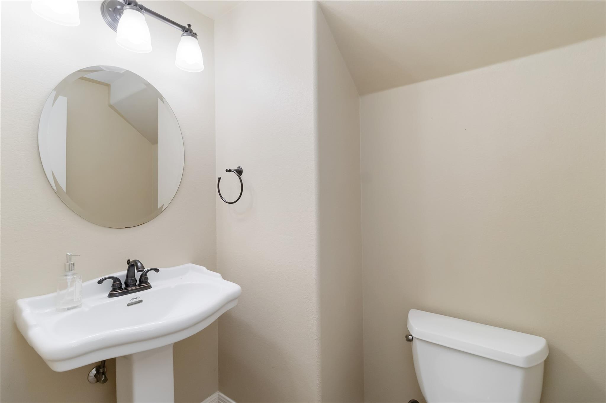 142 Kaanapali Ln, Bastrop, TX 78602