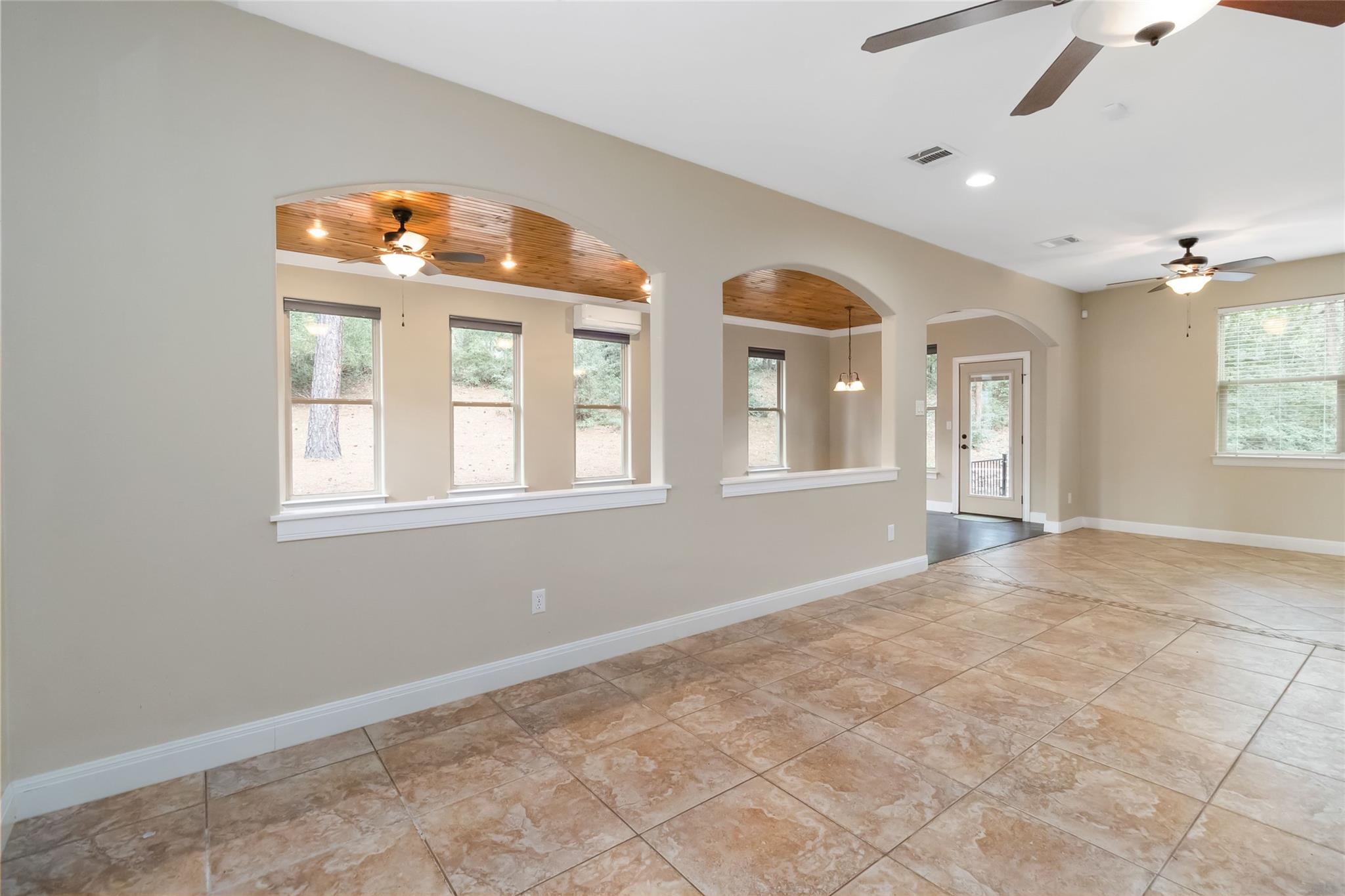 142 Kaanapali Ln, Bastrop, TX 78602