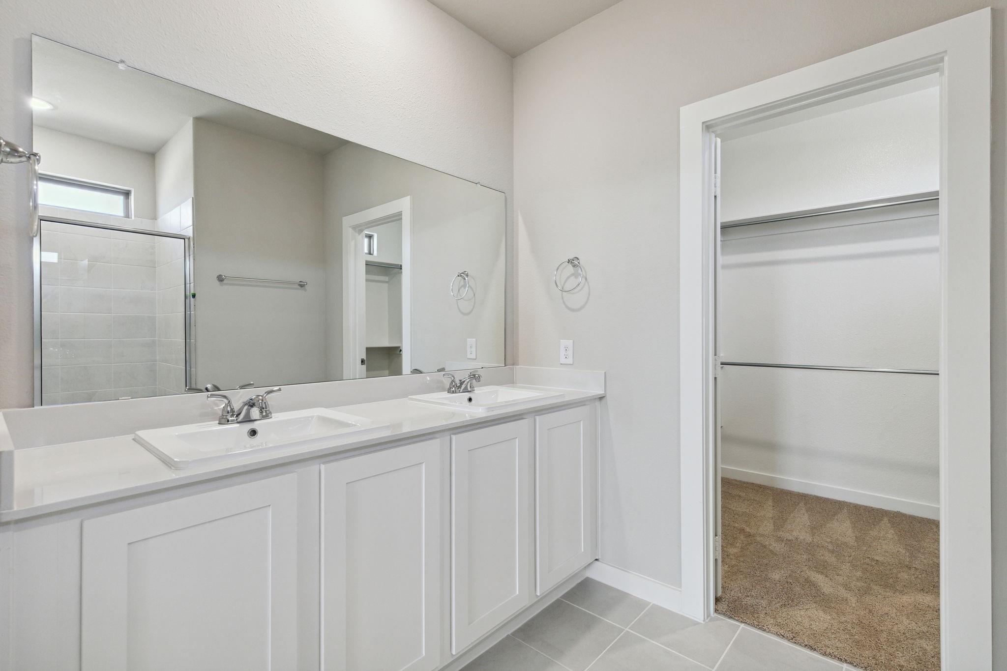 316 Bendecido Loop, Elgin, TX 78621