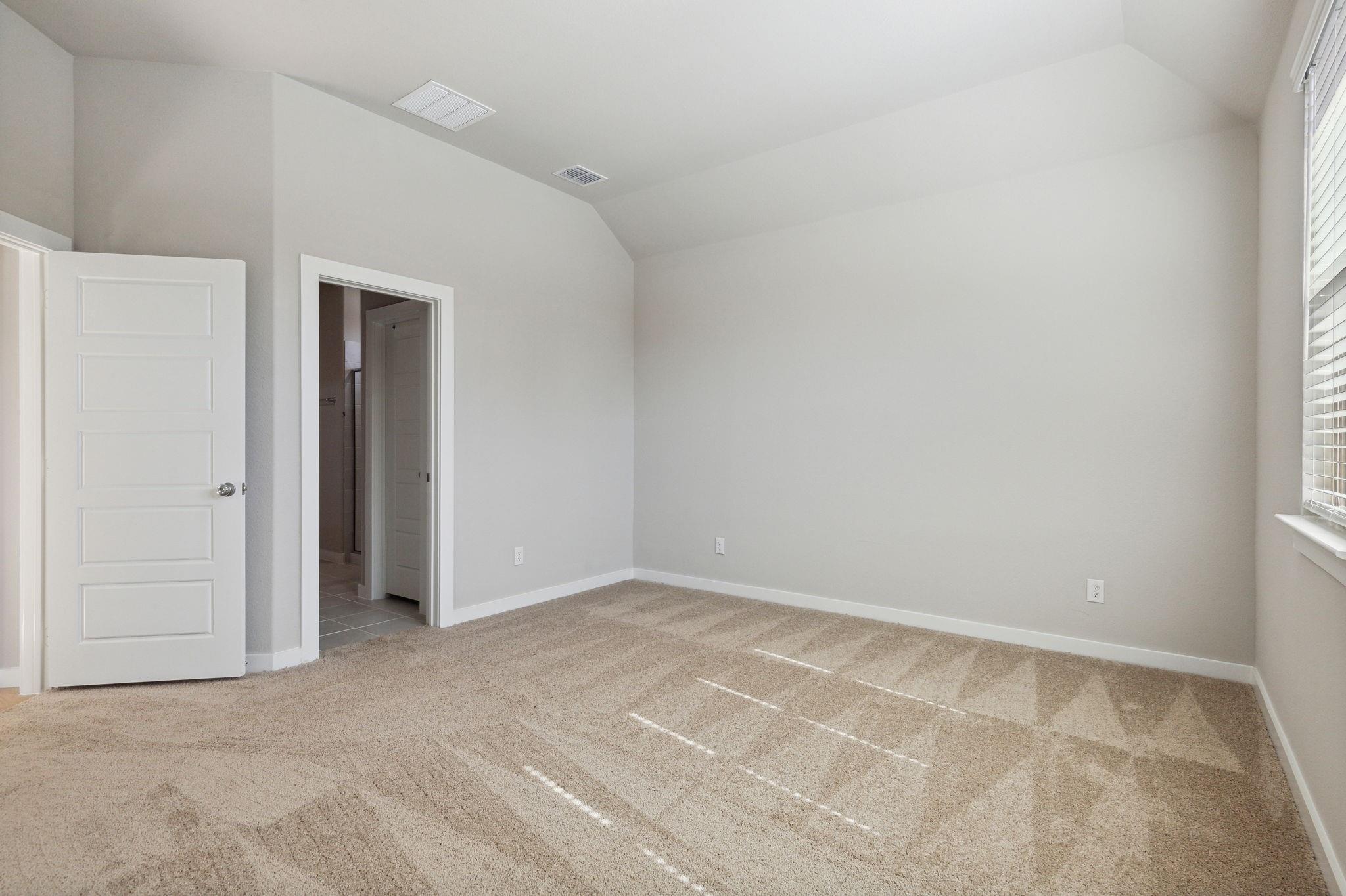 316 Bendecido Loop, Elgin, TX 78621