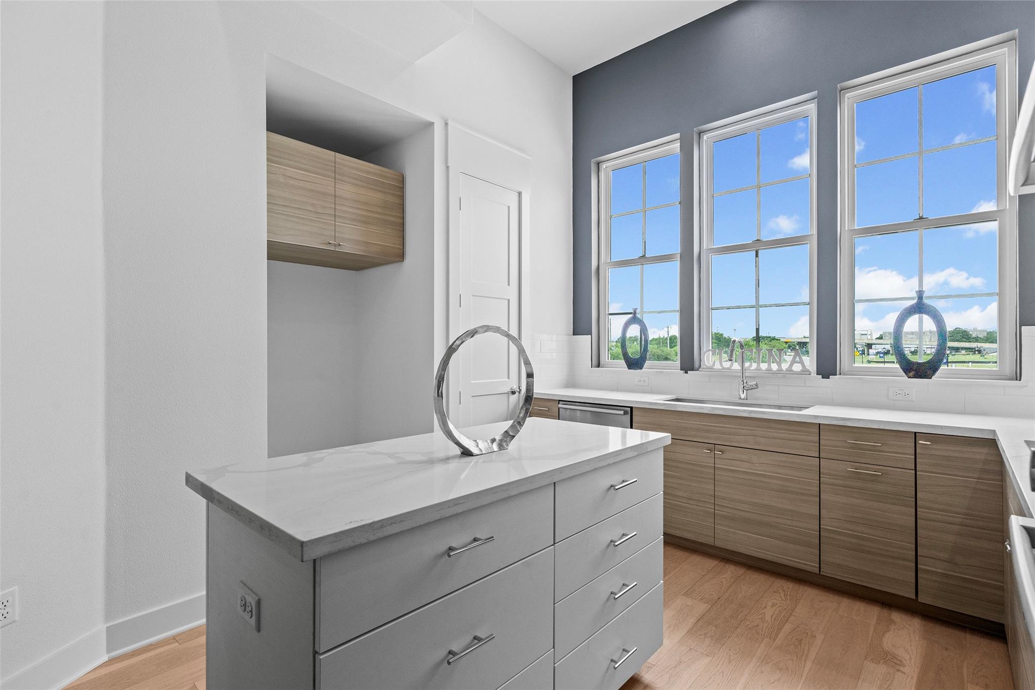 239 Watt Ct, Round Rock, TX 78664