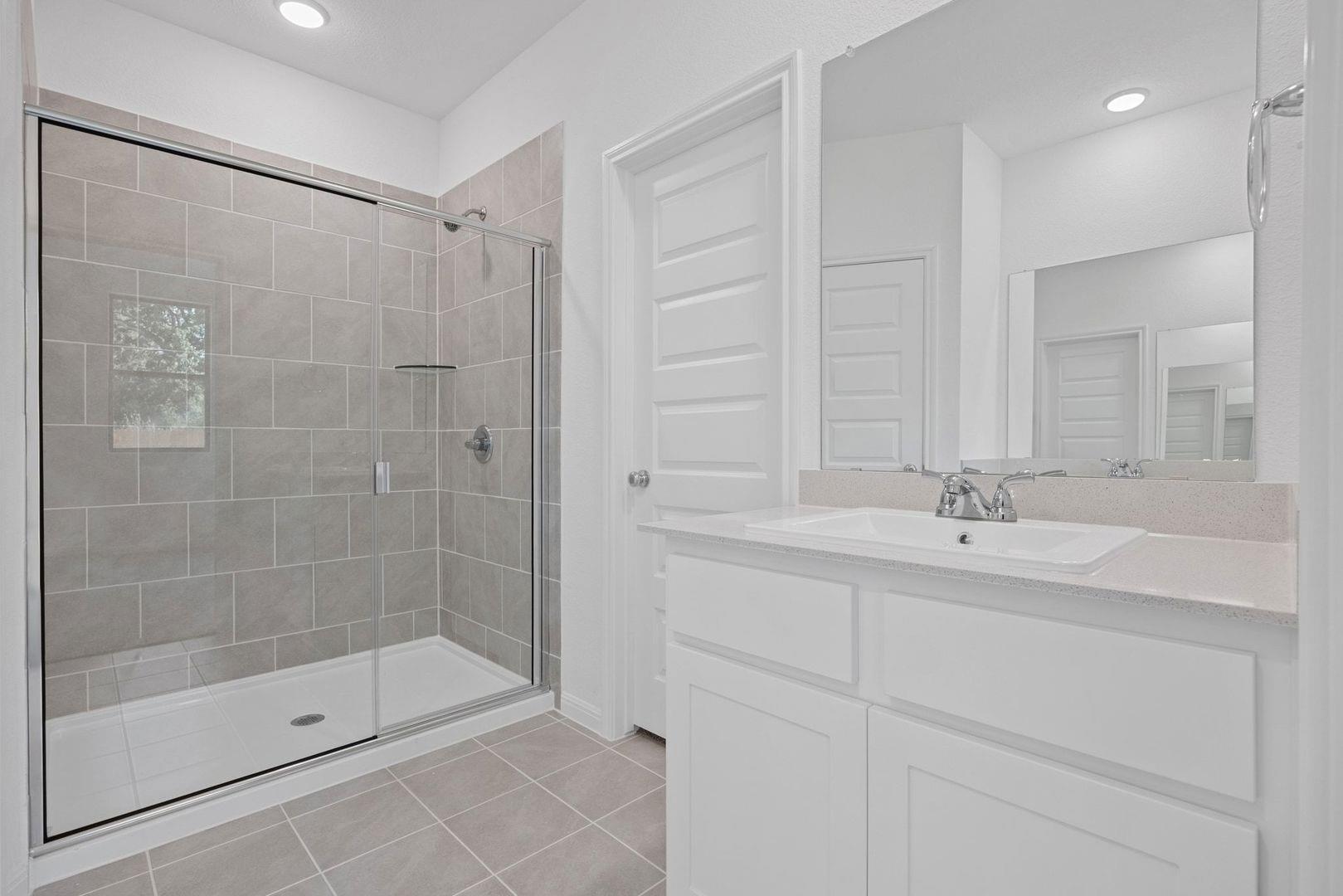 310 Bendecido Loop, Elgin, TX 78621