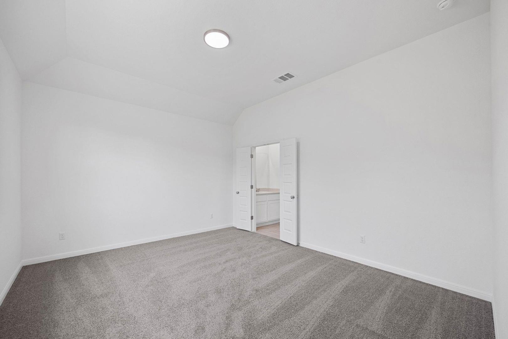 310 Bendecido Loop, Elgin, TX 78621