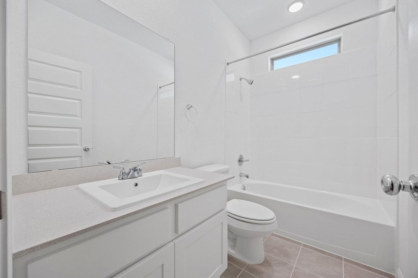 310 Bendecido Loop, Elgin, TX 78621