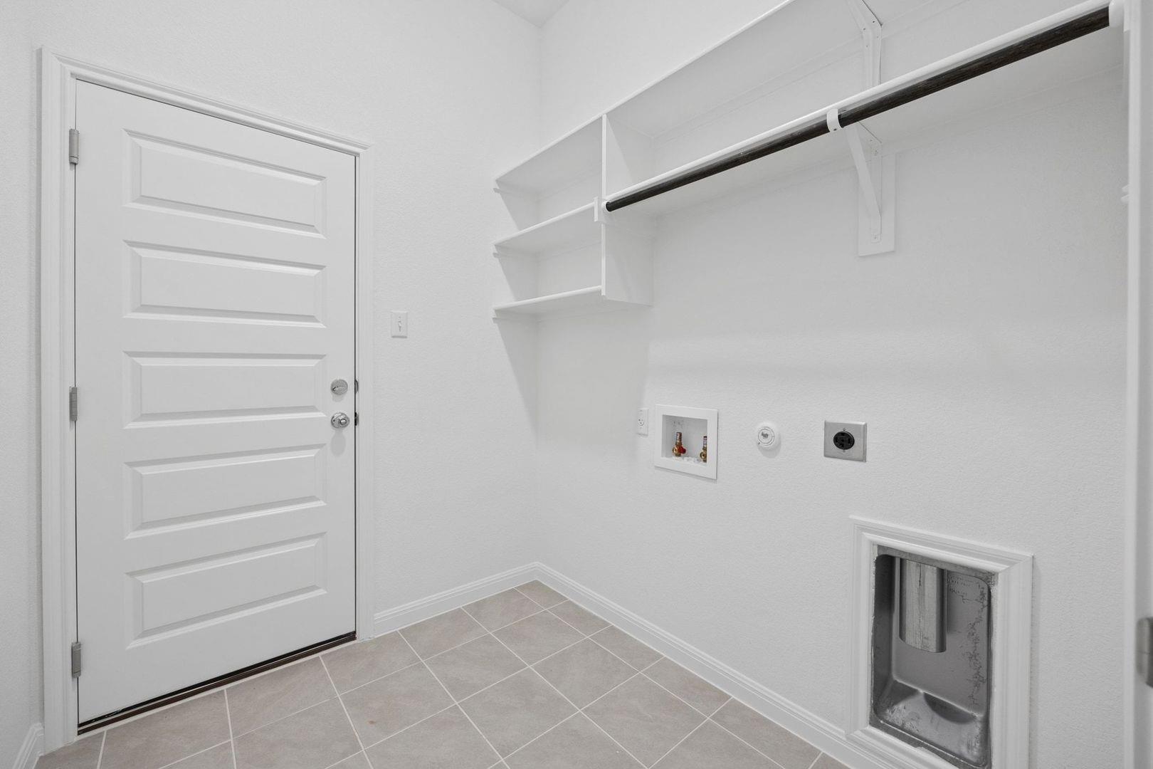 310 Bendecido Loop, Elgin, TX 78621