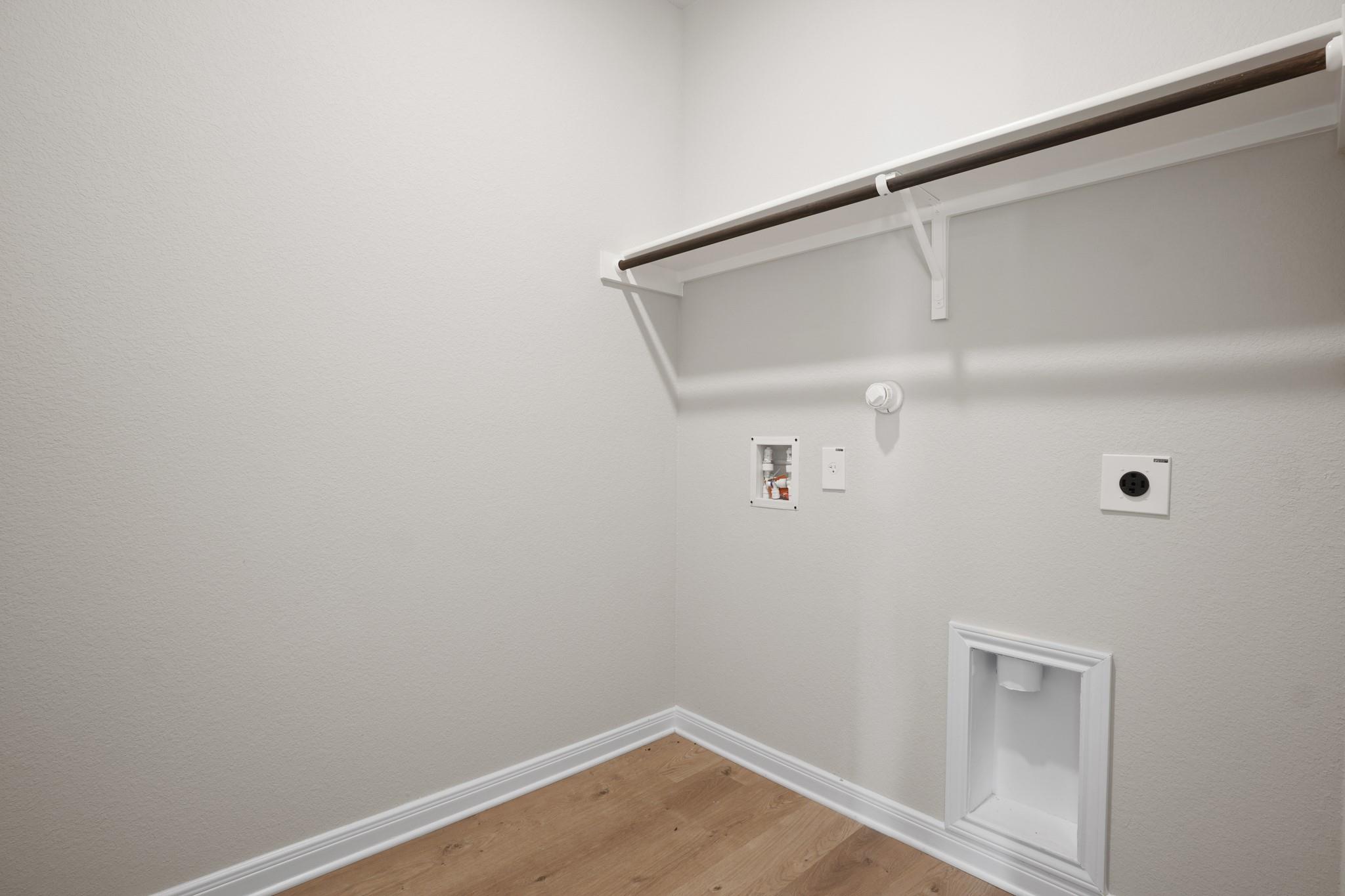 242 Schrader Dr # B, Buda, TX 78610