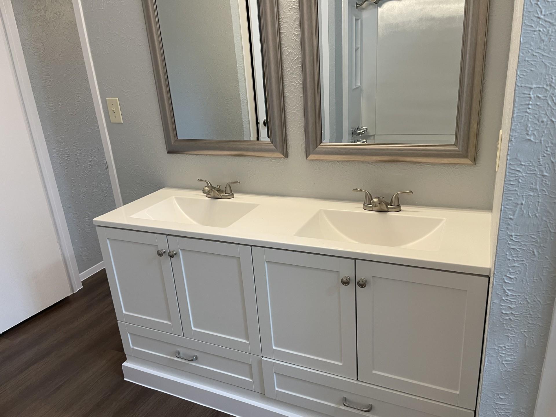 305 Hickok Ct, Austin, TX 78753