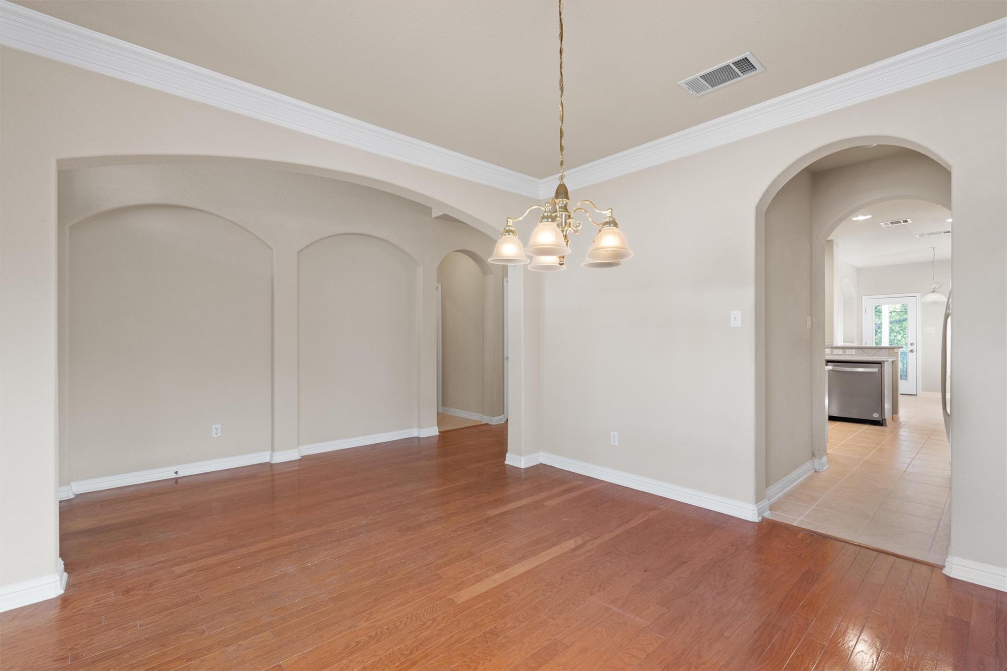 10309 Channel Island Dr, Austin, TX 78747