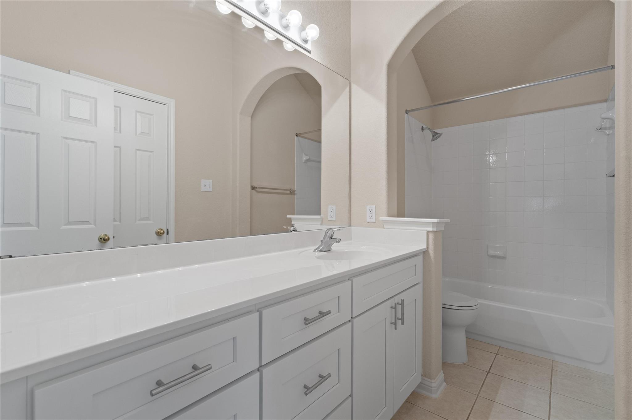 10309 Channel Island Dr, Austin, TX 78747