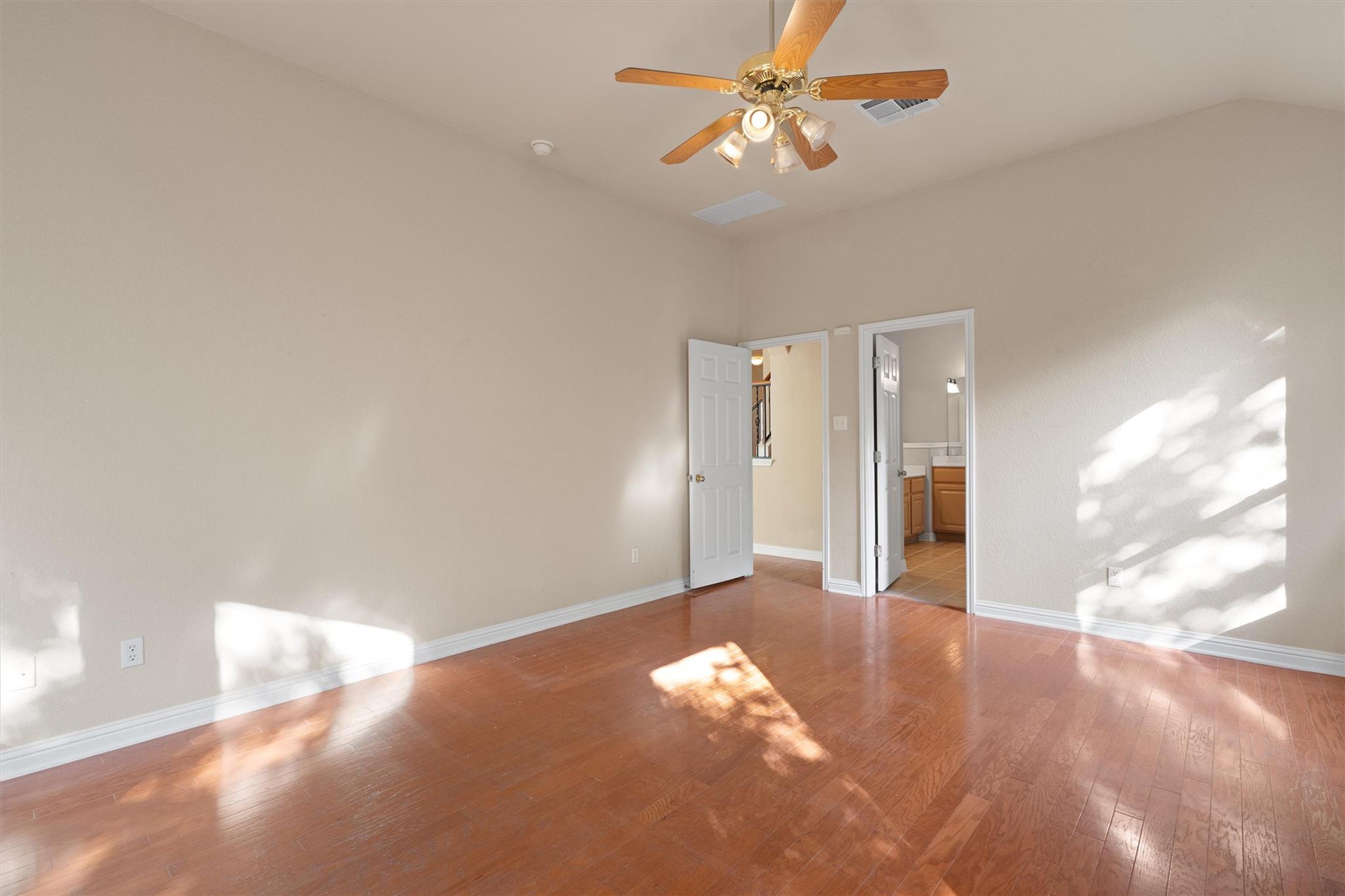 10309 Channel Island Dr, Austin, TX 78747