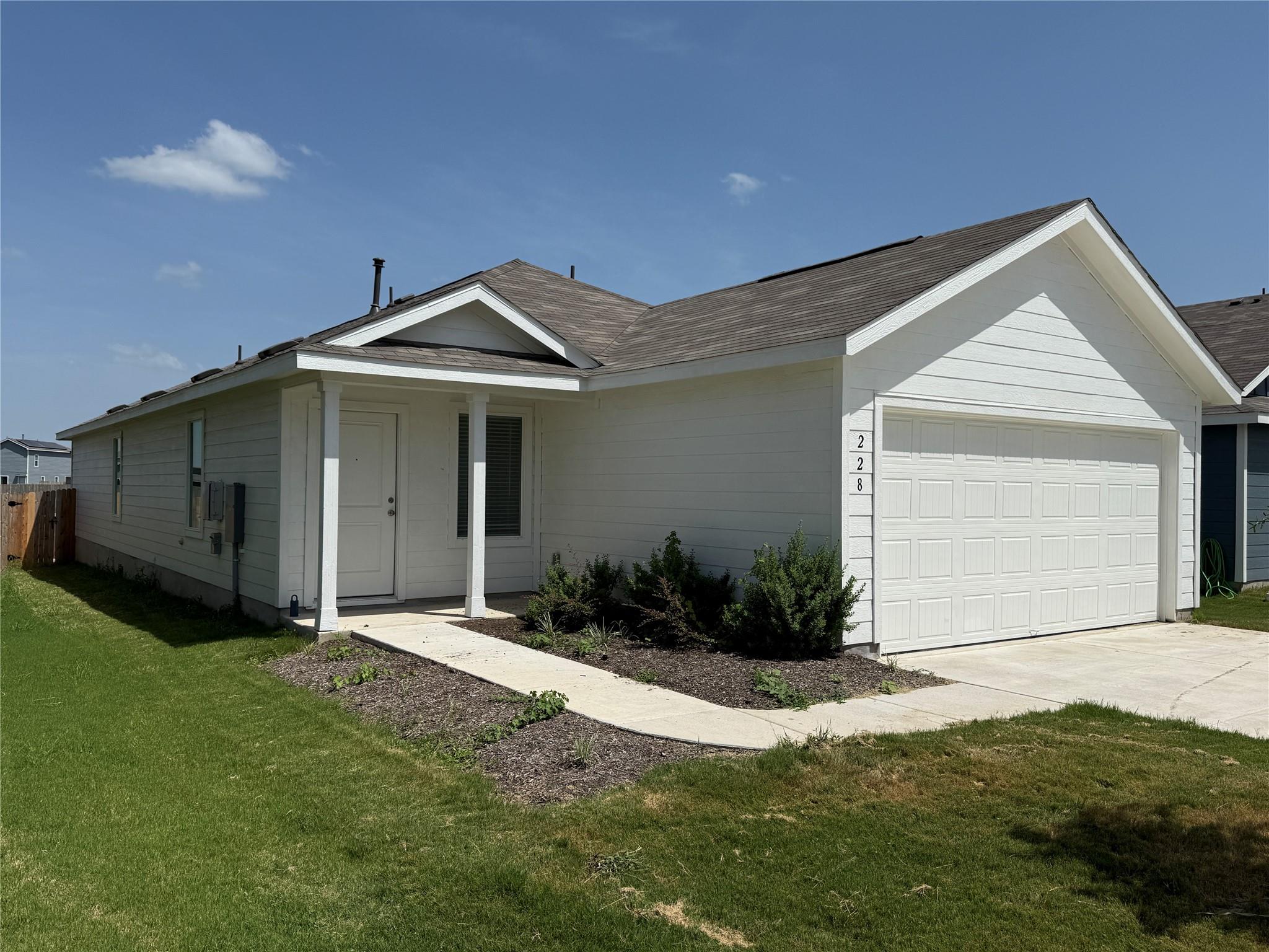 228 Basalt Dr, Maxwell, TX 78666