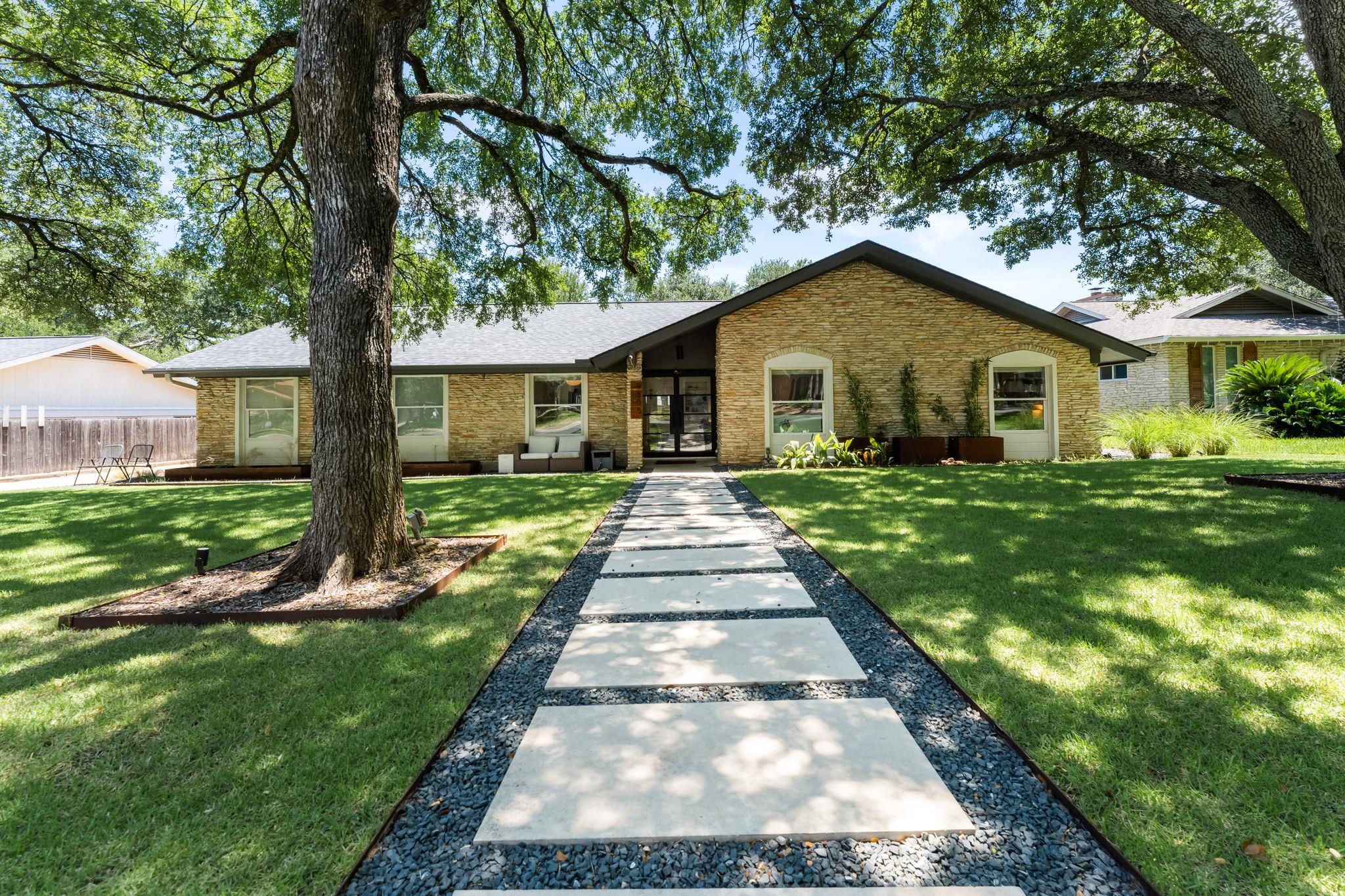 9305 Spring Hollow Dr, Austin, TX 78750