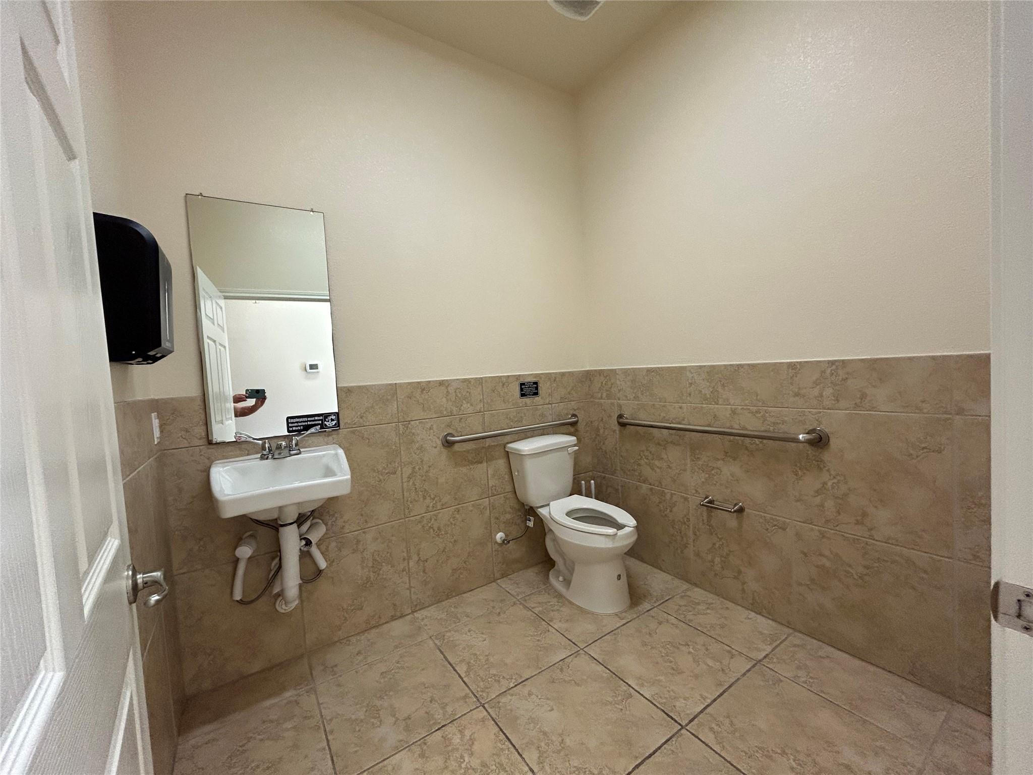 209 12th St # 207, Pflugerville, TX 78660