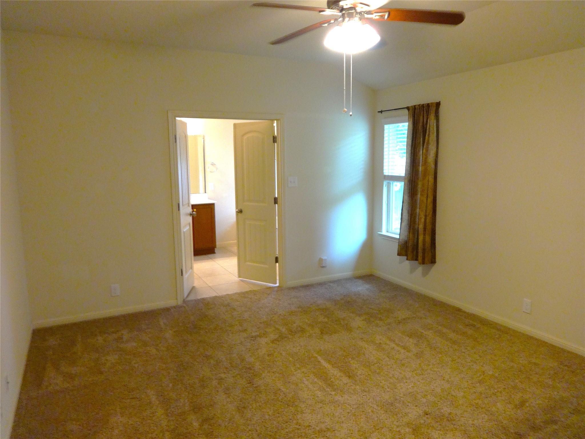 104 Lee Trevino CV Cv, Round Rock, TX 78664