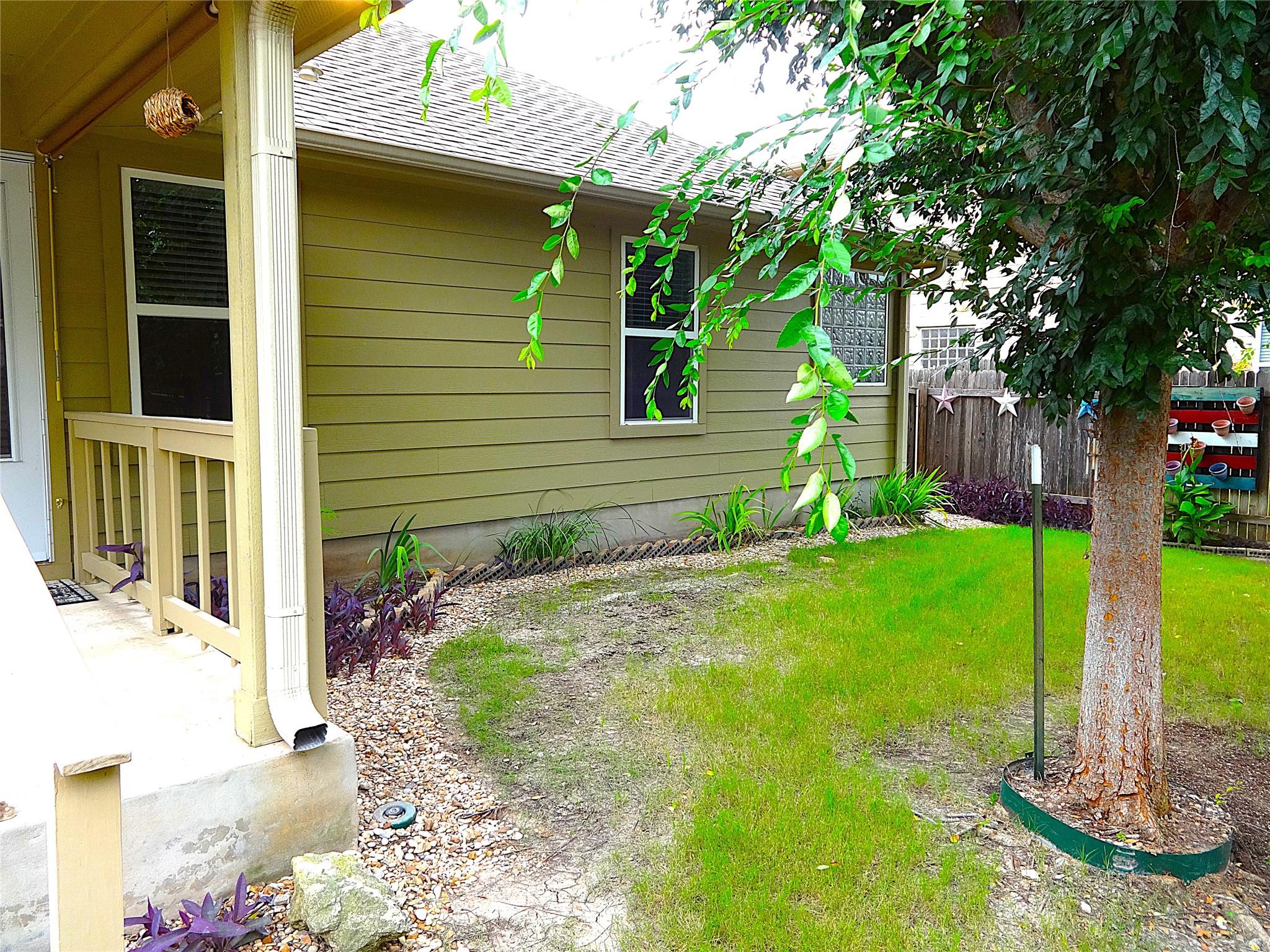 104 Lee Trevino CV Cv, Round Rock, TX 78664