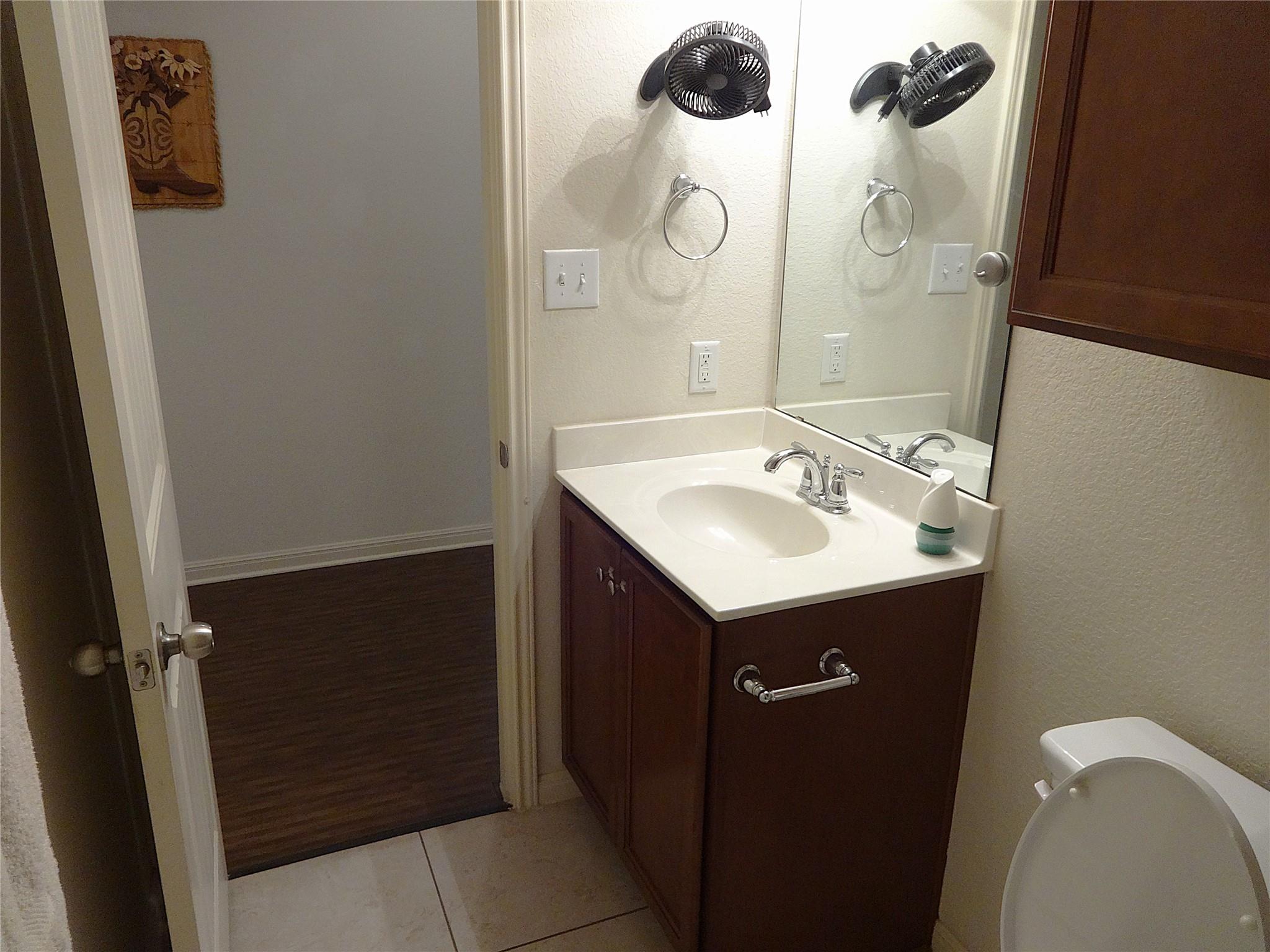 104 Lee Trevino CV Cv, Round Rock, TX 78664