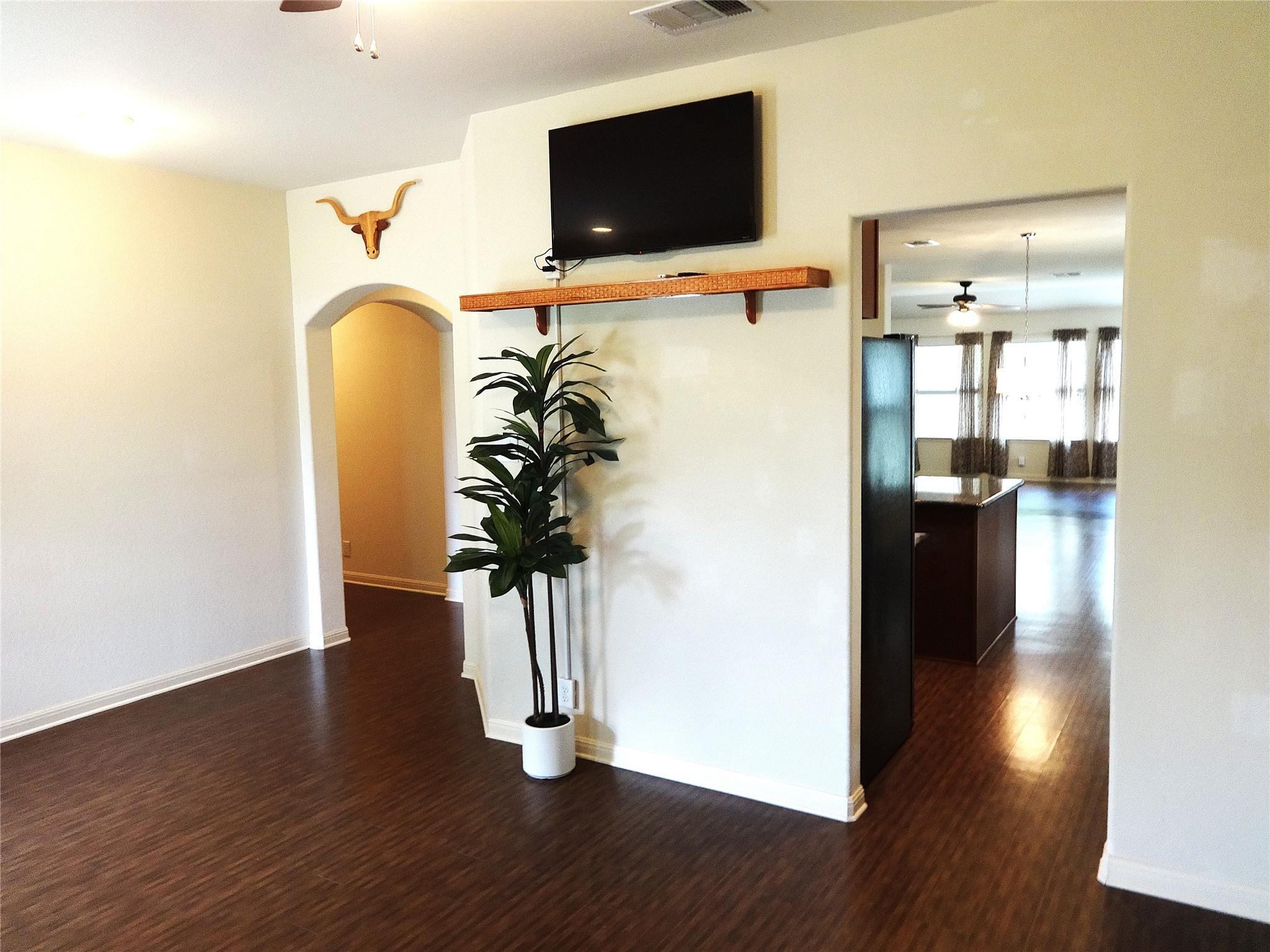 104 Lee Trevino CV Cv, Round Rock, TX 78664