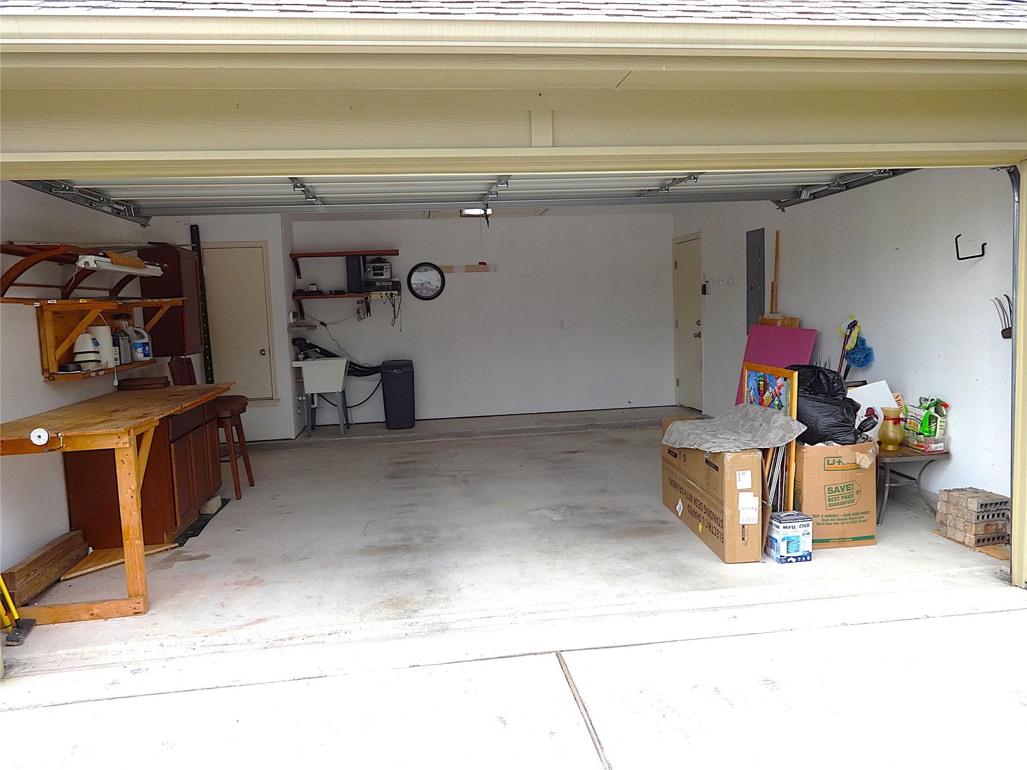 104 Lee Trevino CV Cv, Round Rock, TX 78664