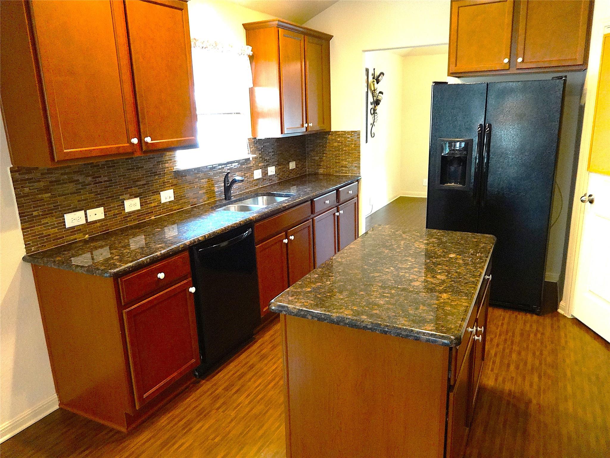 104 Lee Trevino CV Cv, Round Rock, TX 78664