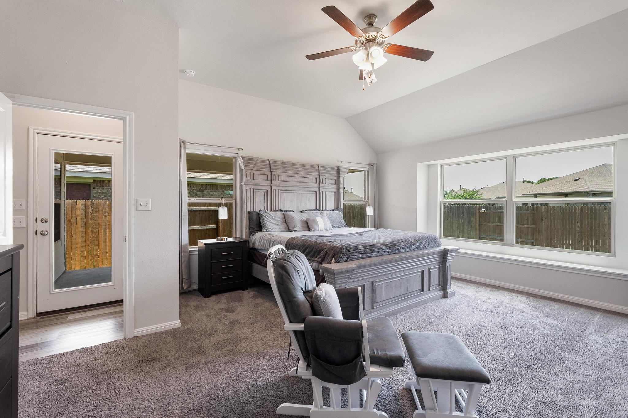 113 Crooked Trl, Bastrop, TX 78602