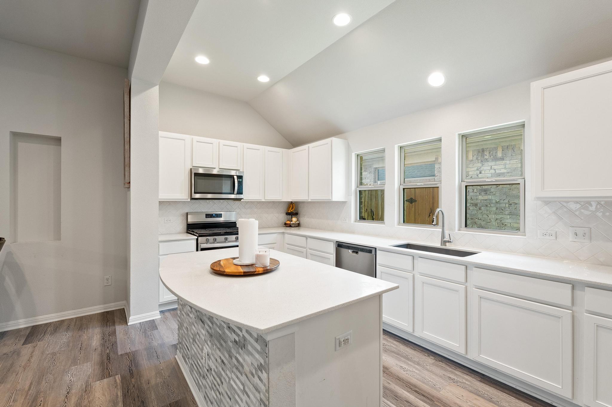 113 Crooked Trl, Bastrop, TX 78602