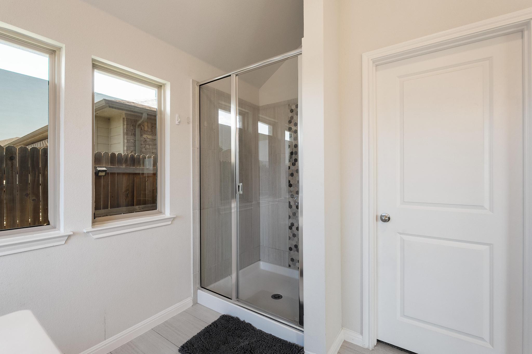 113 Crooked Trl, Bastrop, TX 78602