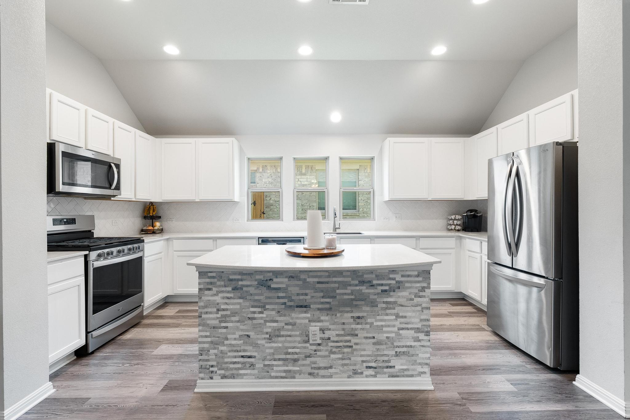 113 Crooked Trl, Bastrop, TX 78602