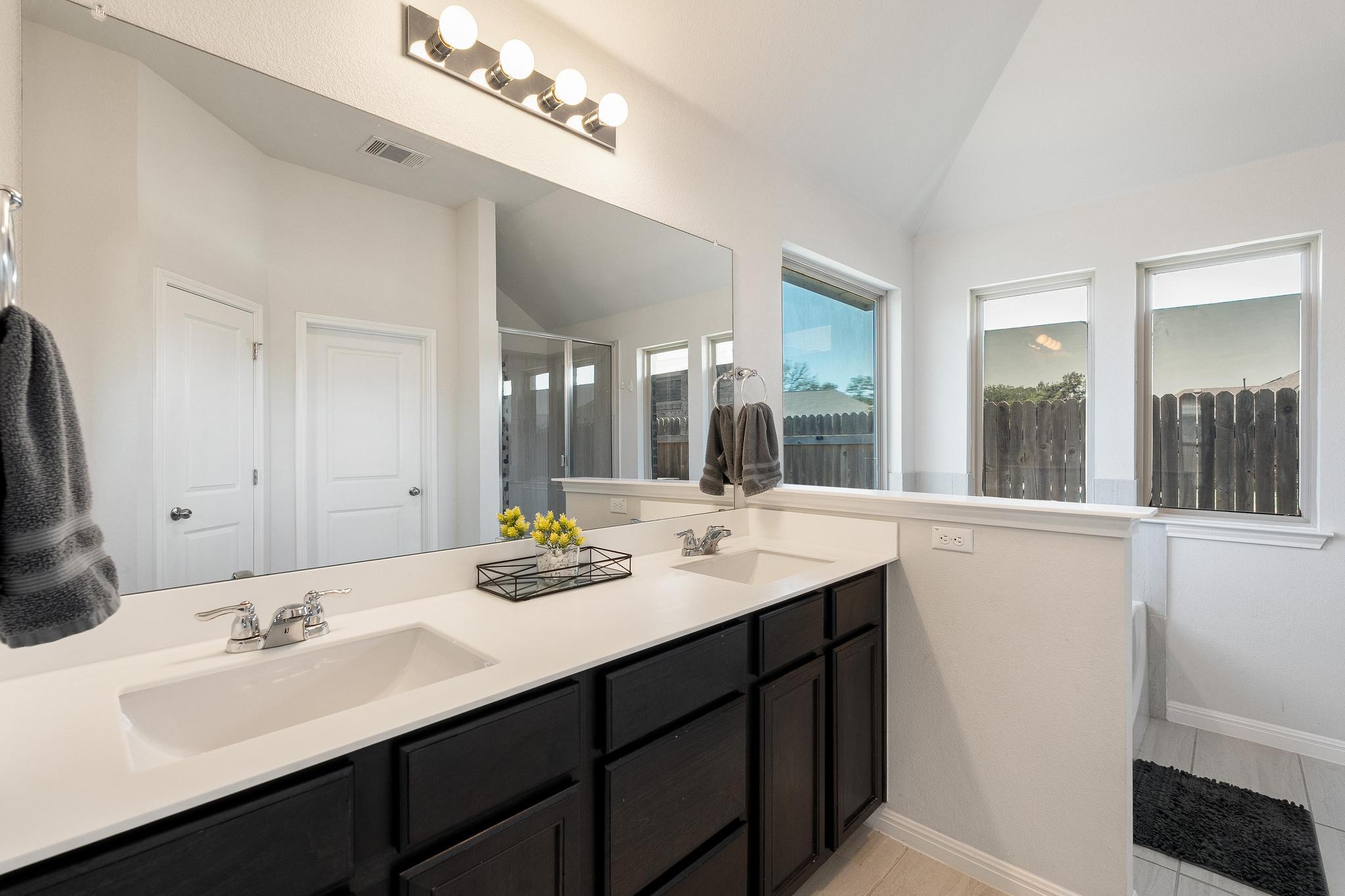 113 Crooked Trl, Bastrop, TX 78602