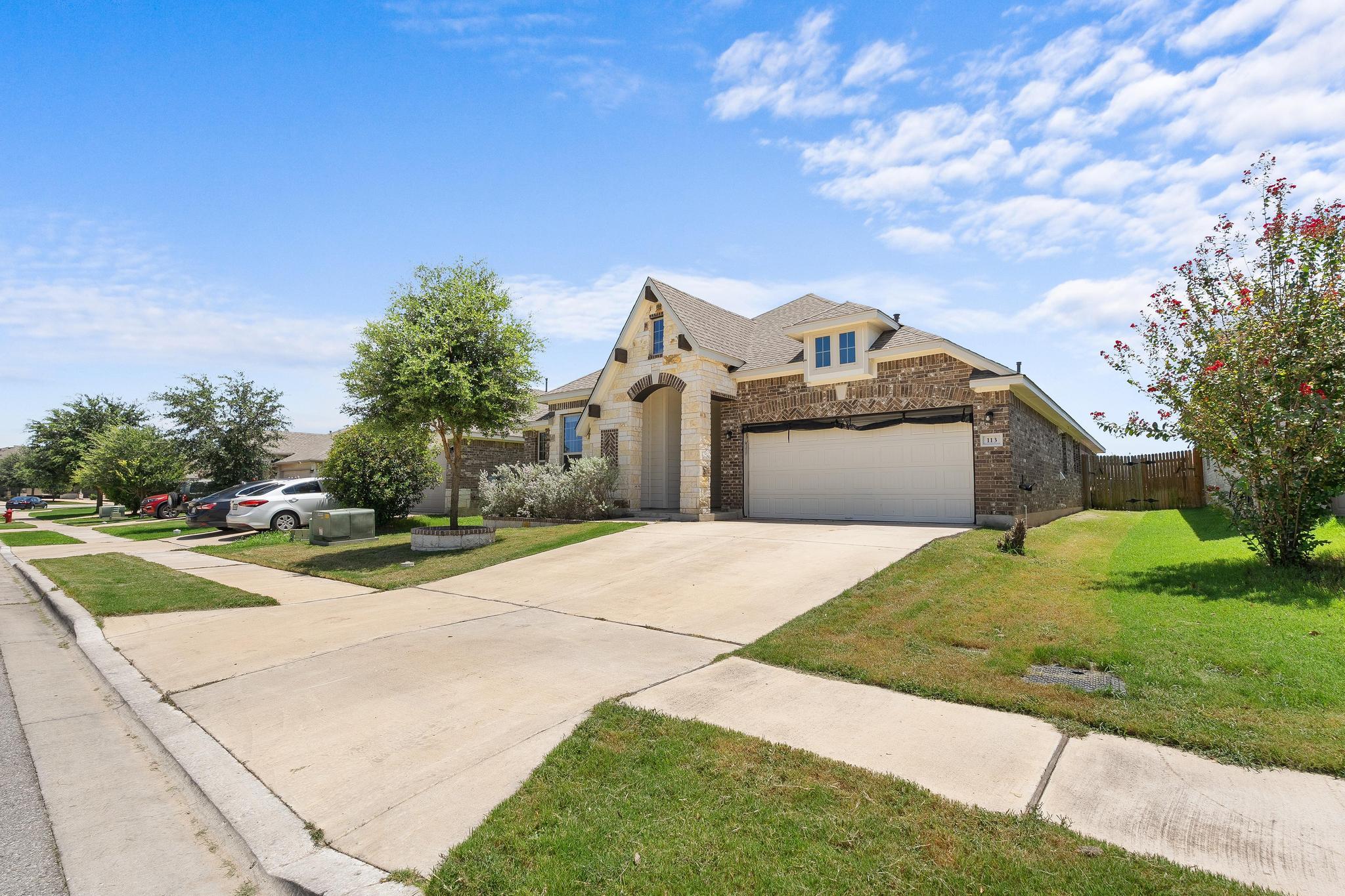 113 Crooked Trl, Bastrop, TX 78602