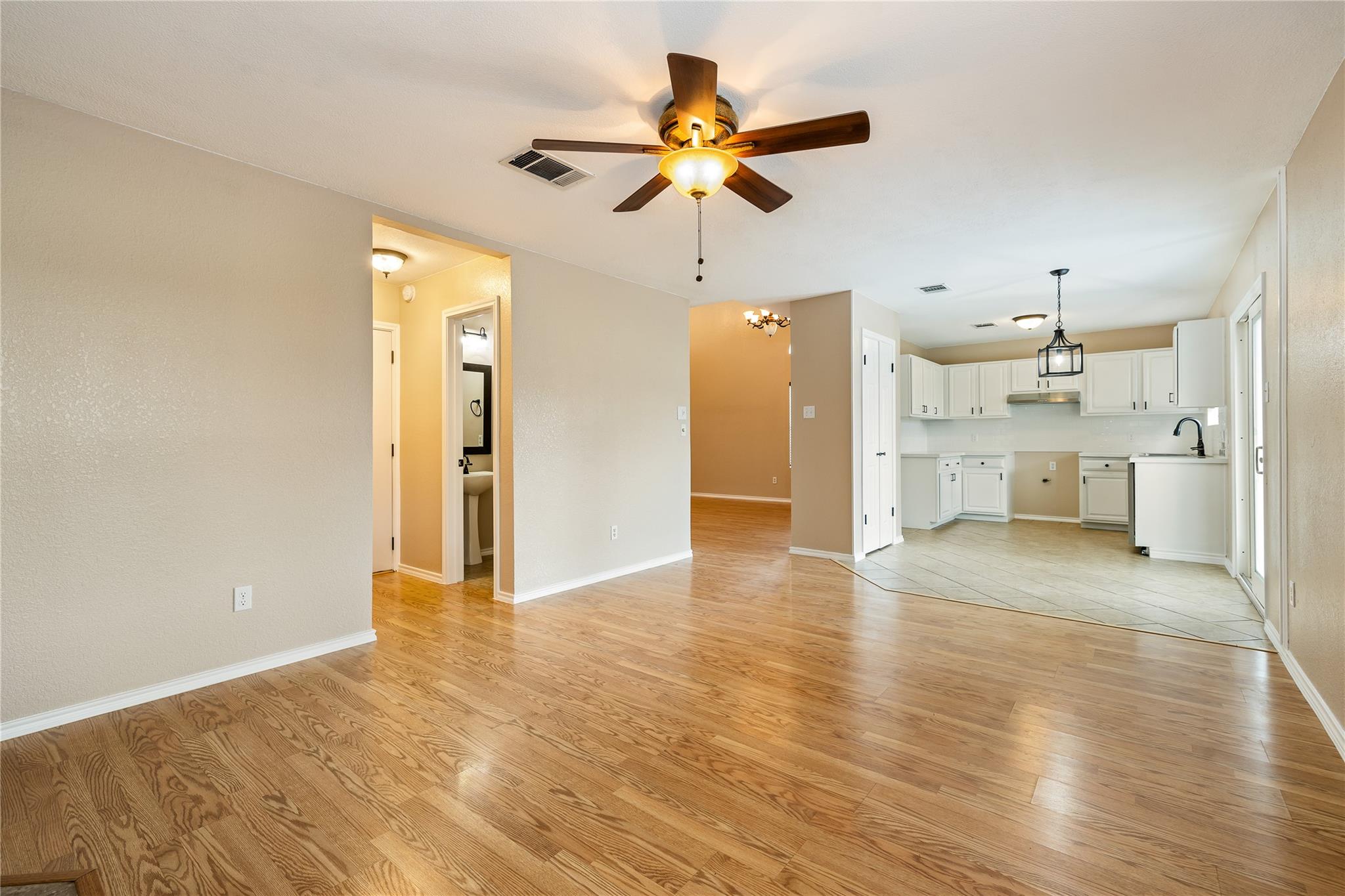 3133 Lake Cv, Round Rock, TX 78665