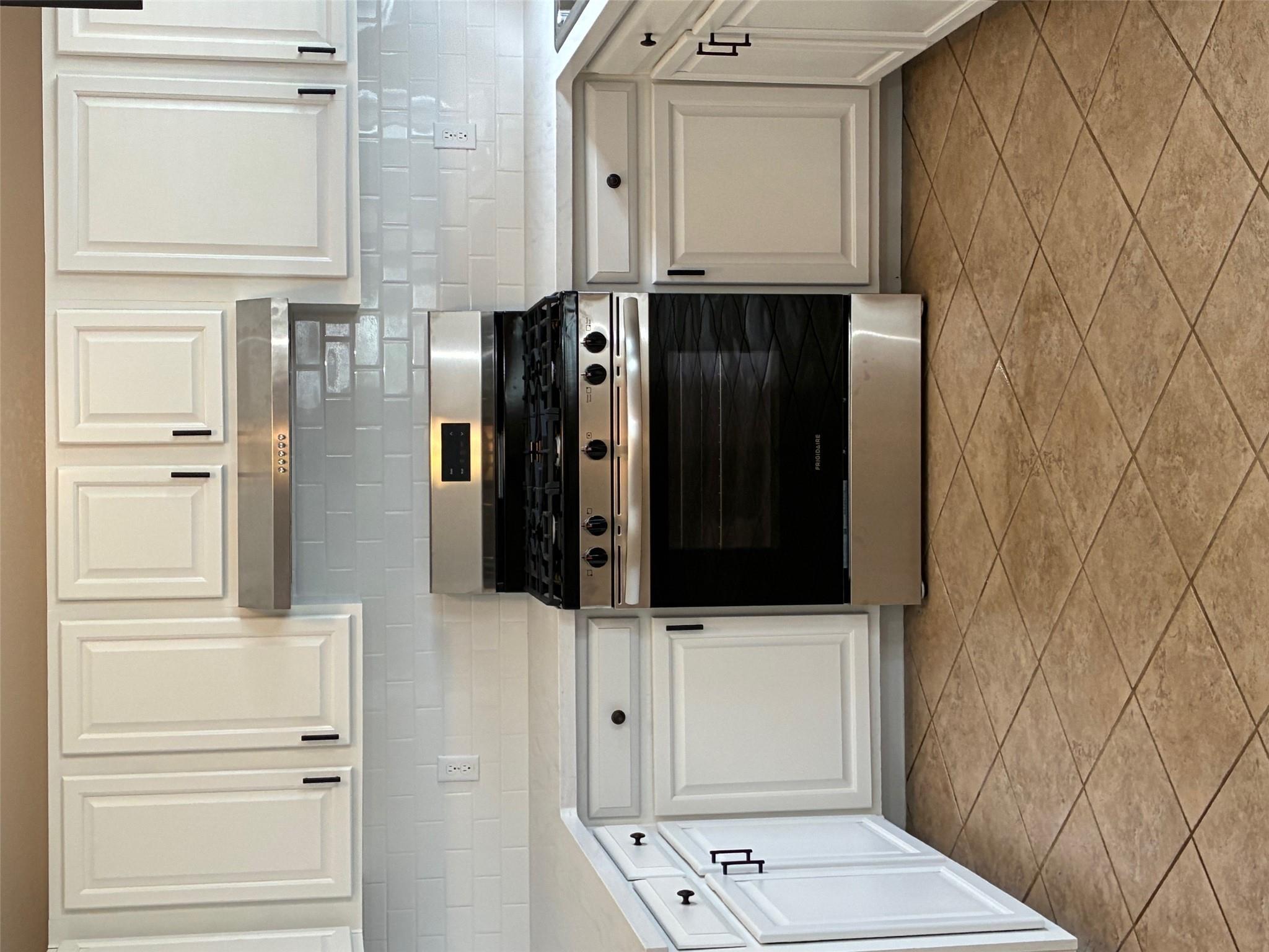 3133 Lake Cv, Round Rock, TX 78665