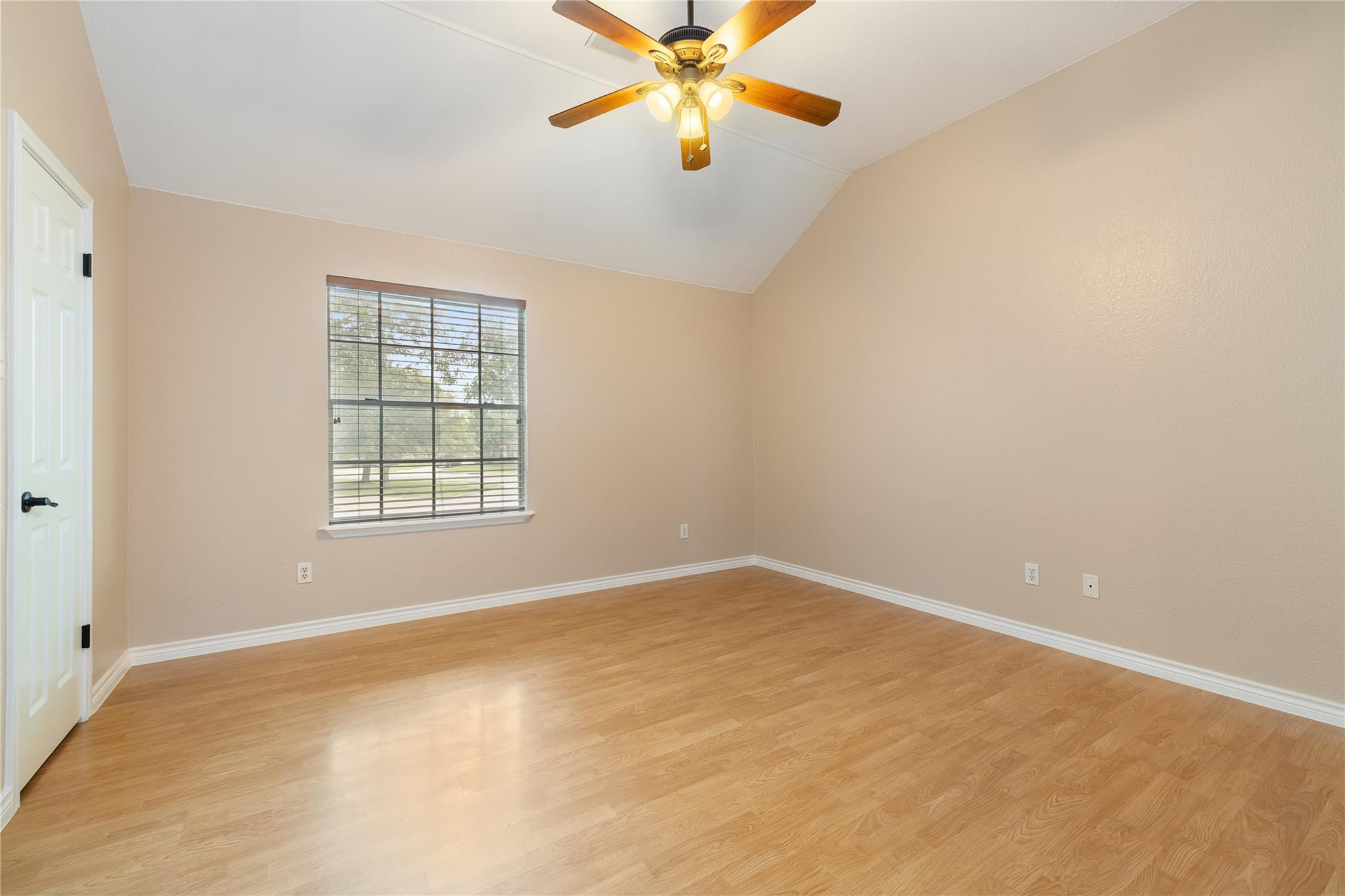 3133 Lake Cv, Round Rock, TX 78665