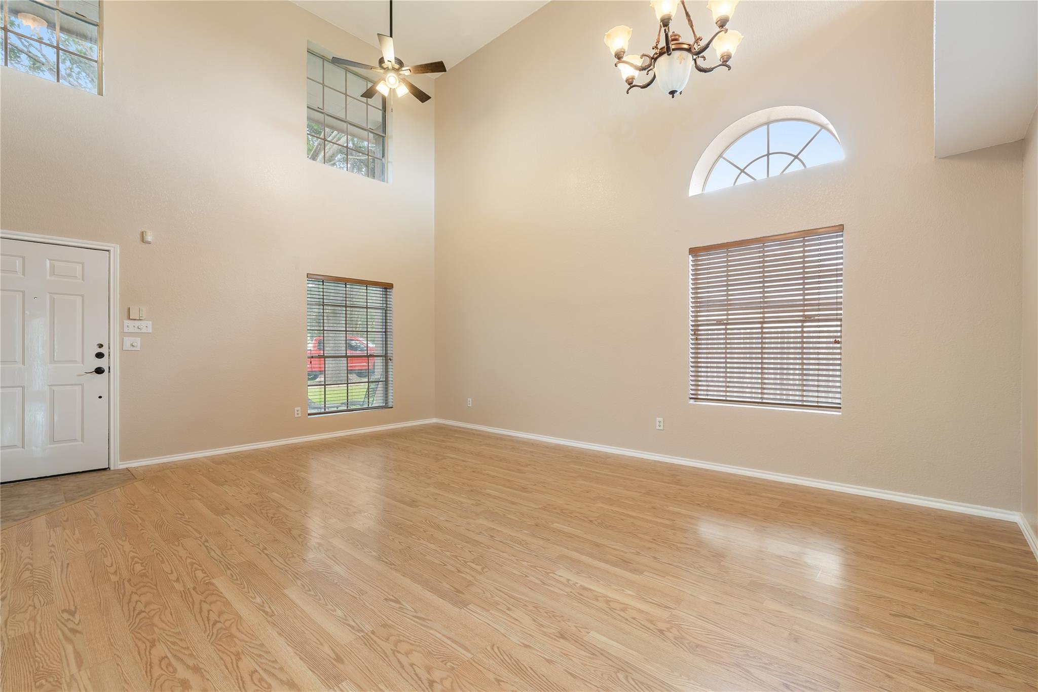 3133 Lake Cv, Round Rock, TX 78665