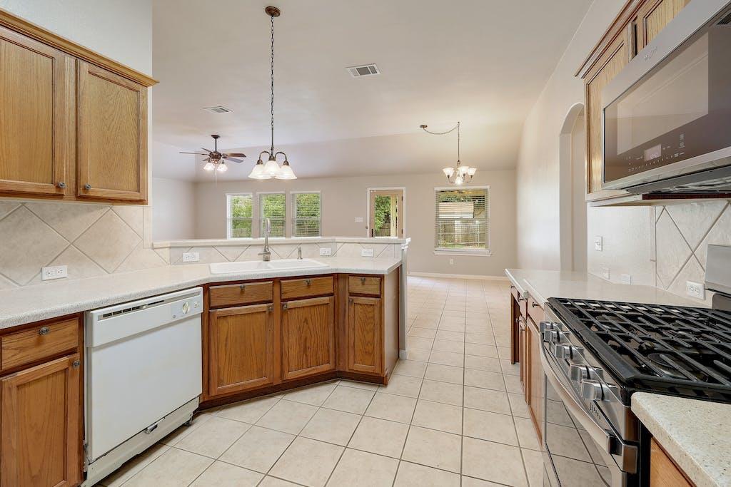 123 Chandler Pointe Loop, Round Rock, TX 78665