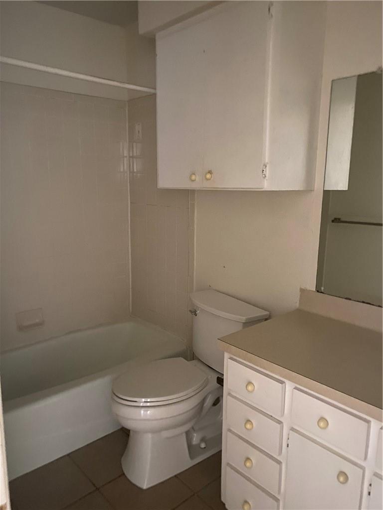 612 Park Pl # 301, Austin, TX 78705