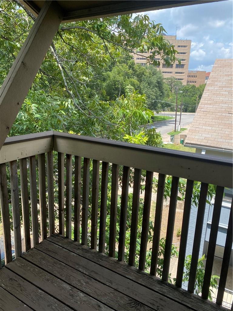 612 Park Pl # 301, Austin, TX 78705