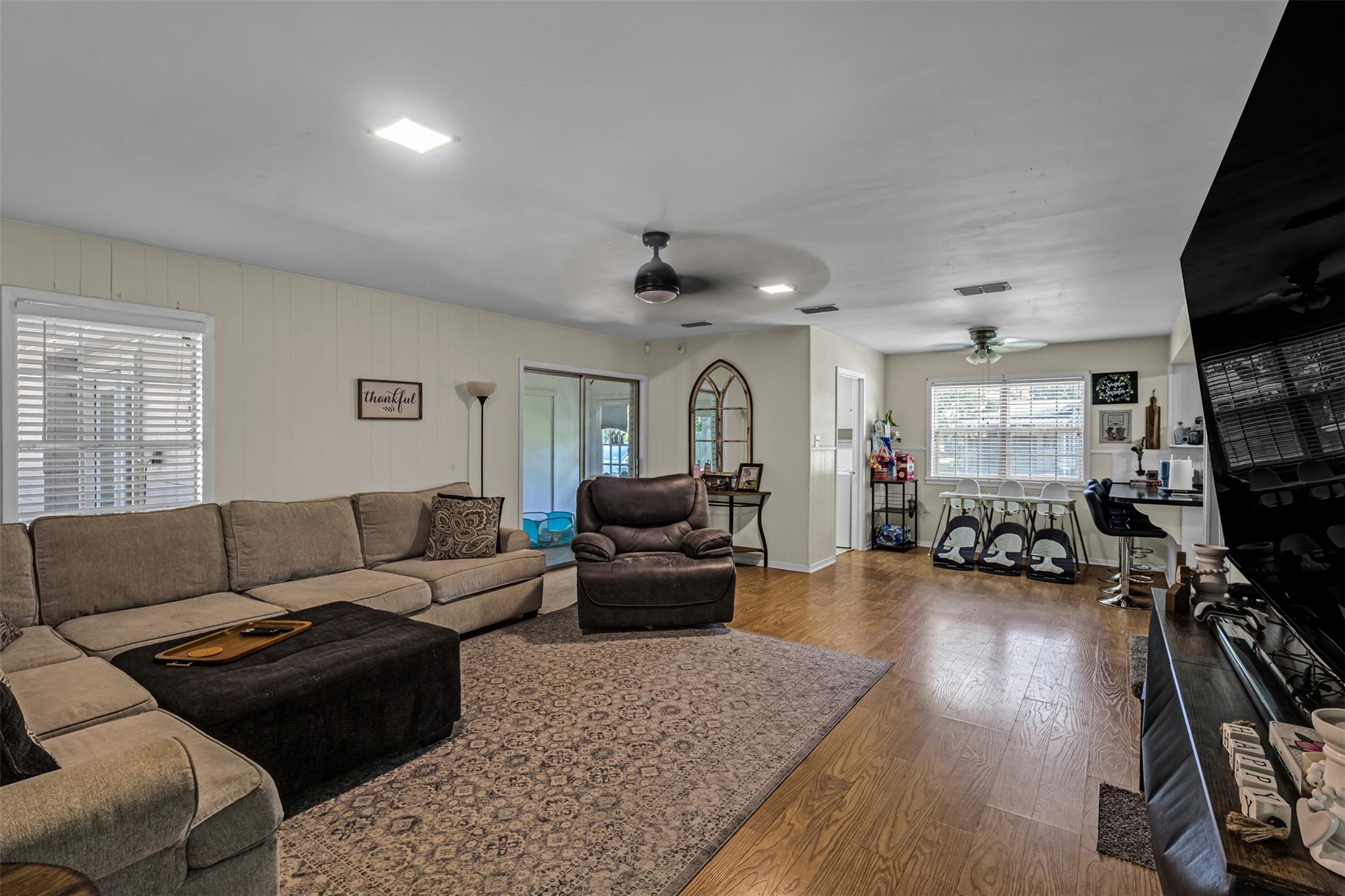 1604 N Cleveland Ave, Cameron, TX 76520