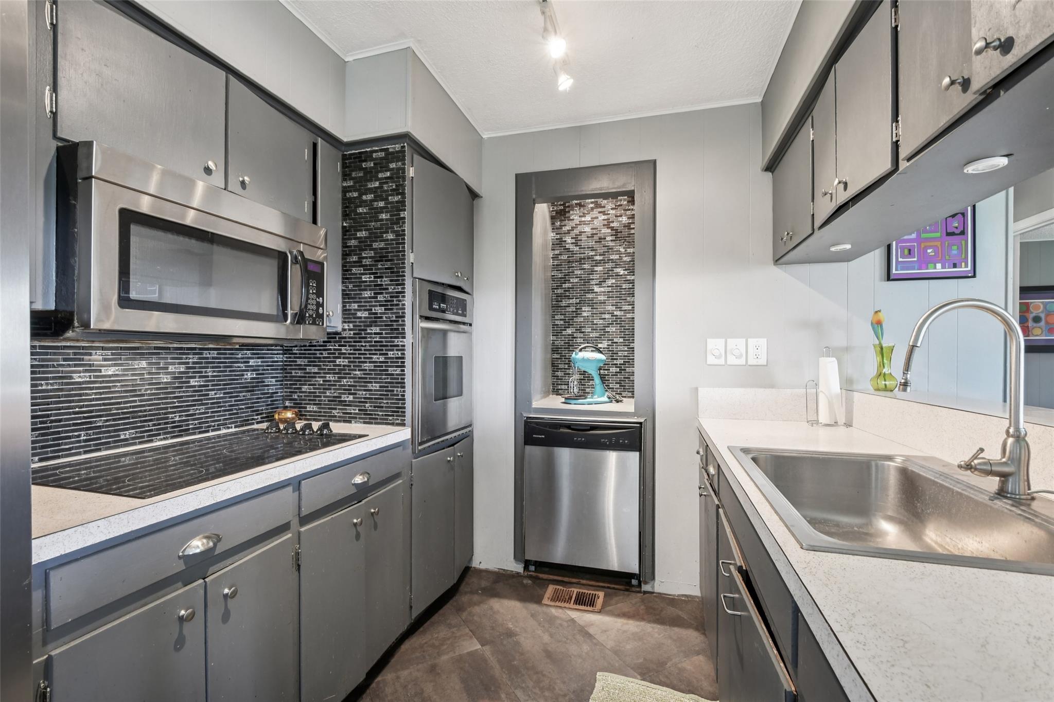701 County Road 130, Burnet, TX 78611